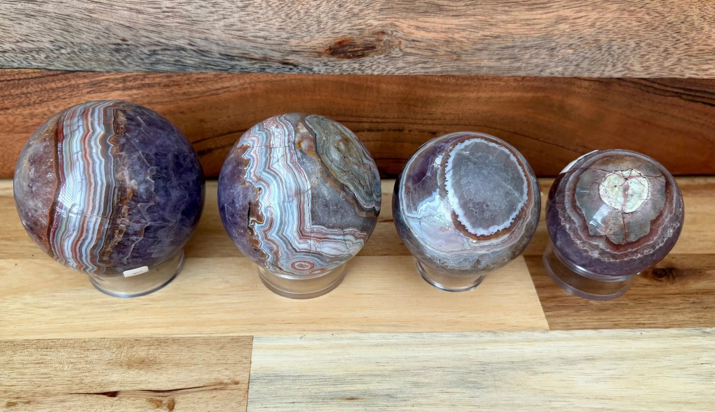 💜 Amethyst with Banded Agate Sphere – Intuition, Grounding & Cosmic Balance