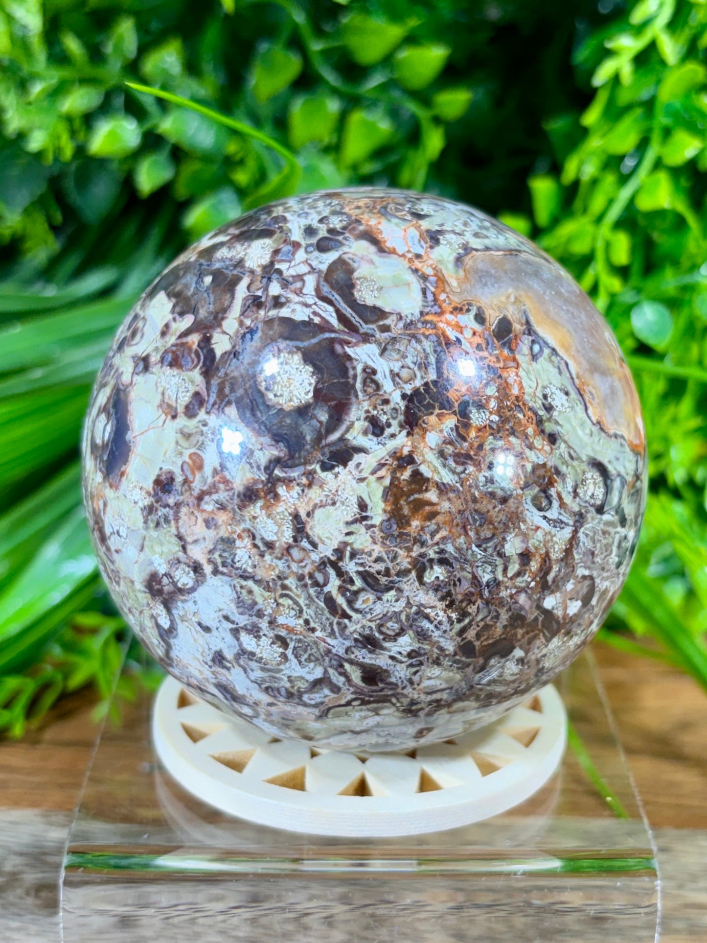 Money Agate Crystal Towers – Abundance, Stability & Prosperity Flow