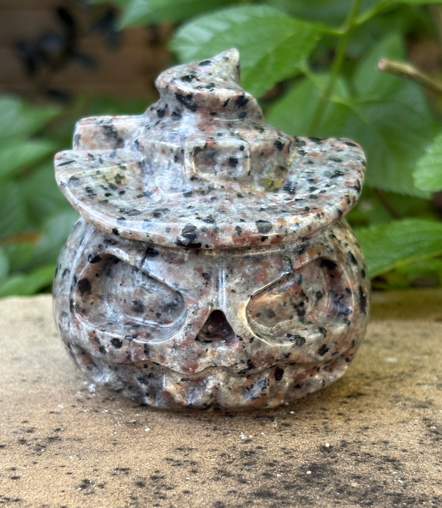 Yooperlite Jack-O’-Lantern - Pumpkin - Protection • Grounding • Transformation