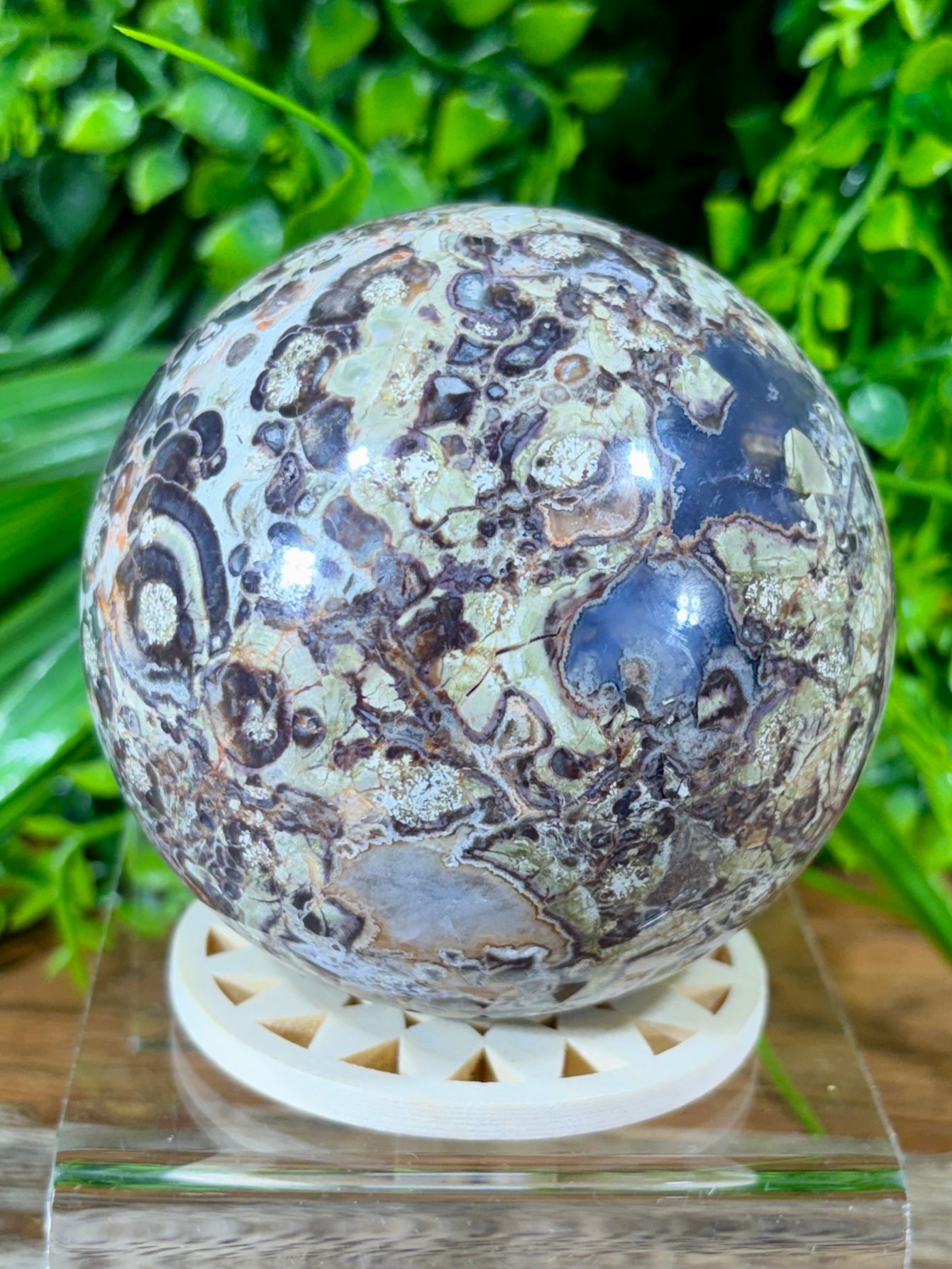 Money Agate Crystal Towers – Abundance, Stability & Prosperity Flow