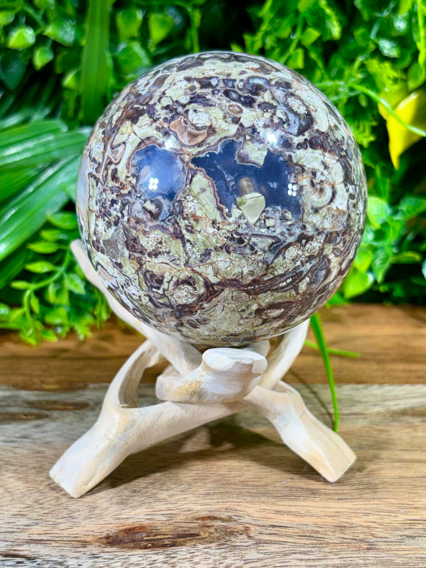 Money Agate Crystal Towers – Abundance, Stability & Prosperity Flow