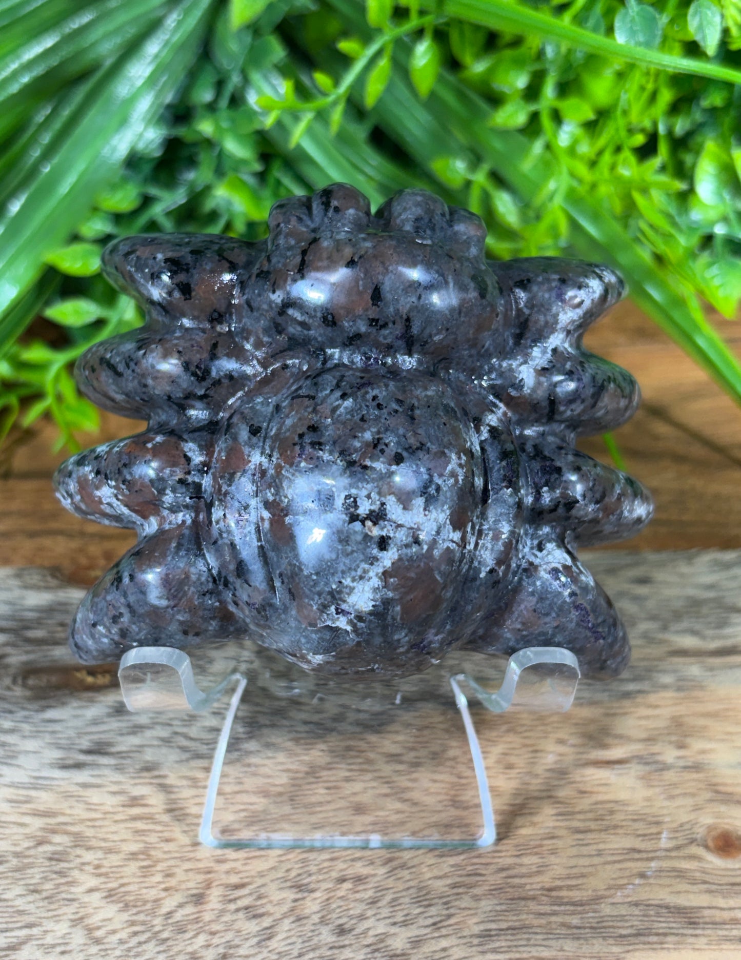 Yooperlite Fat Belly Spider - UV Reactive • Grounding • Protection