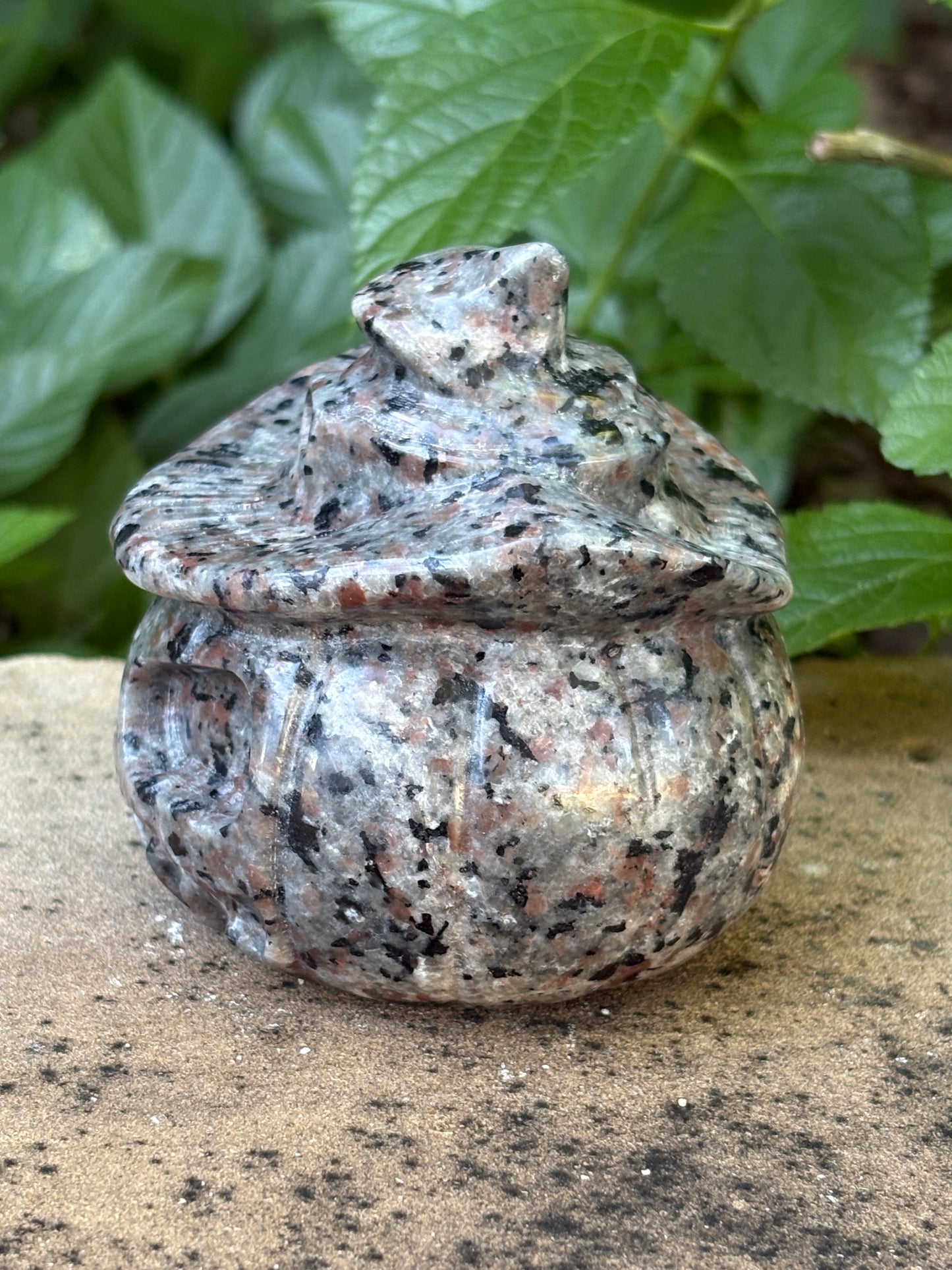 Yooperlite Jack-O’-Lantern - Pumpkin - Protection • Grounding • Transformation