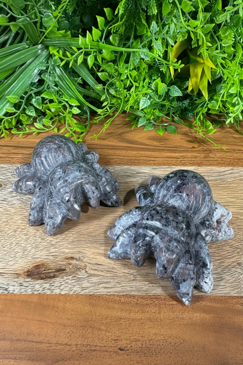Yooperlite Tarantula Spider Carving UV Reactive - Grounding • Protection • Hidden Truths