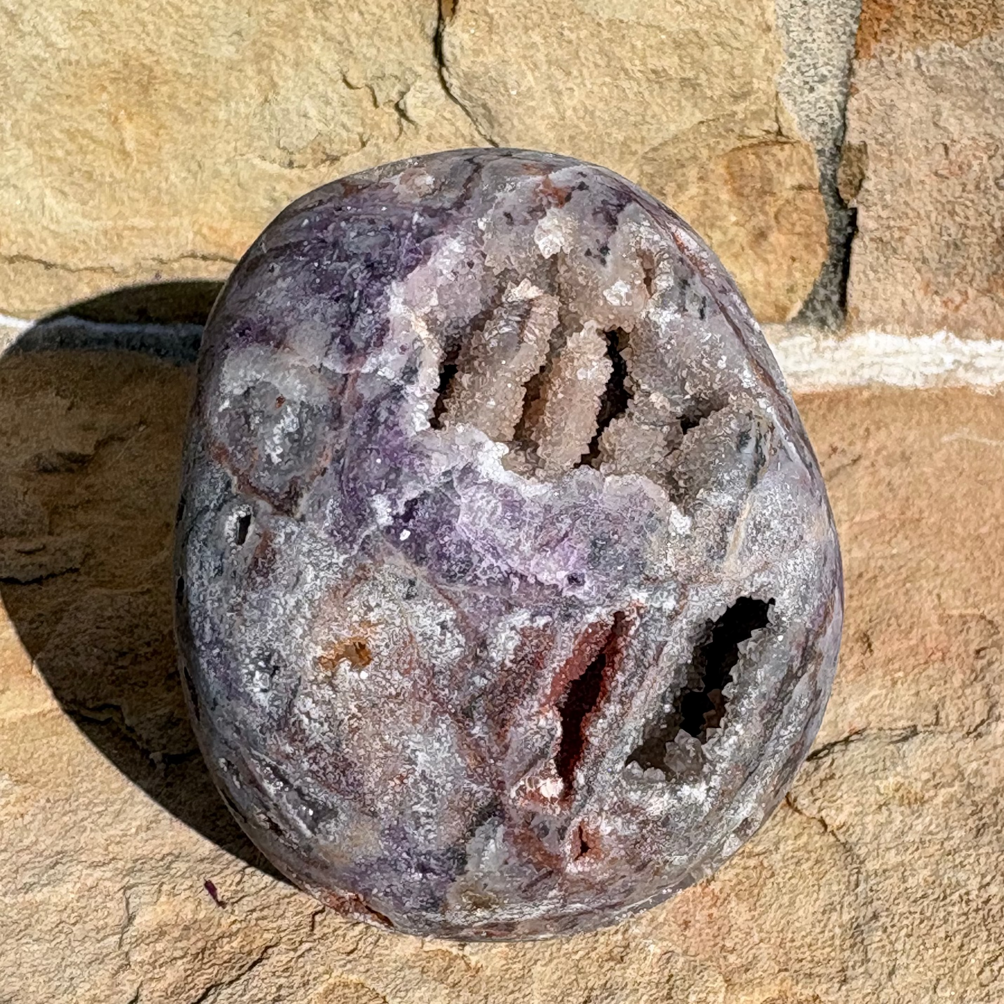 Chalcedony Agate Druzy Skull – Quiet Focus • Inner Balance • Soft Power