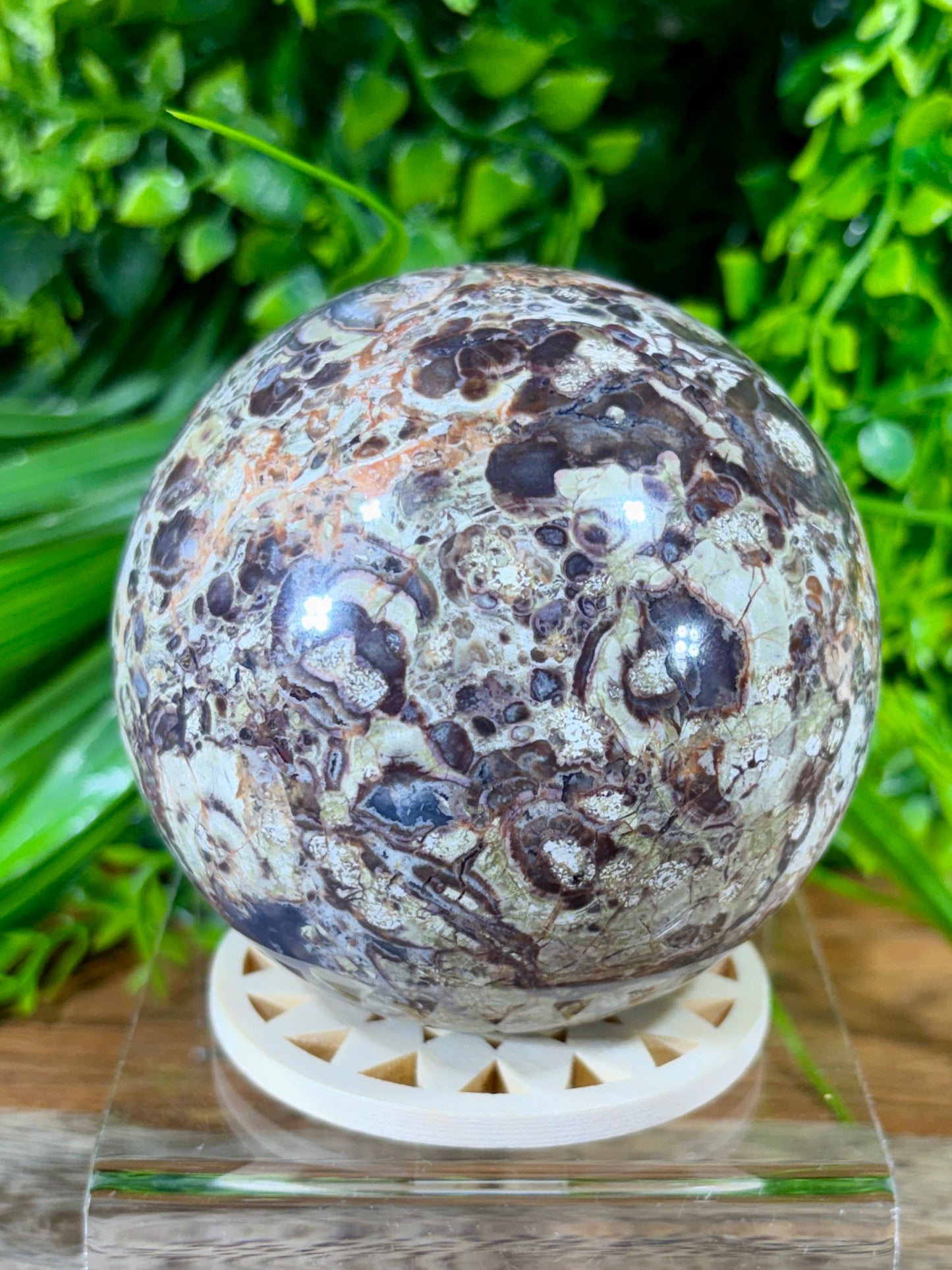 Money Agate Crystal Towers – Abundance, Stability & Prosperity Flow