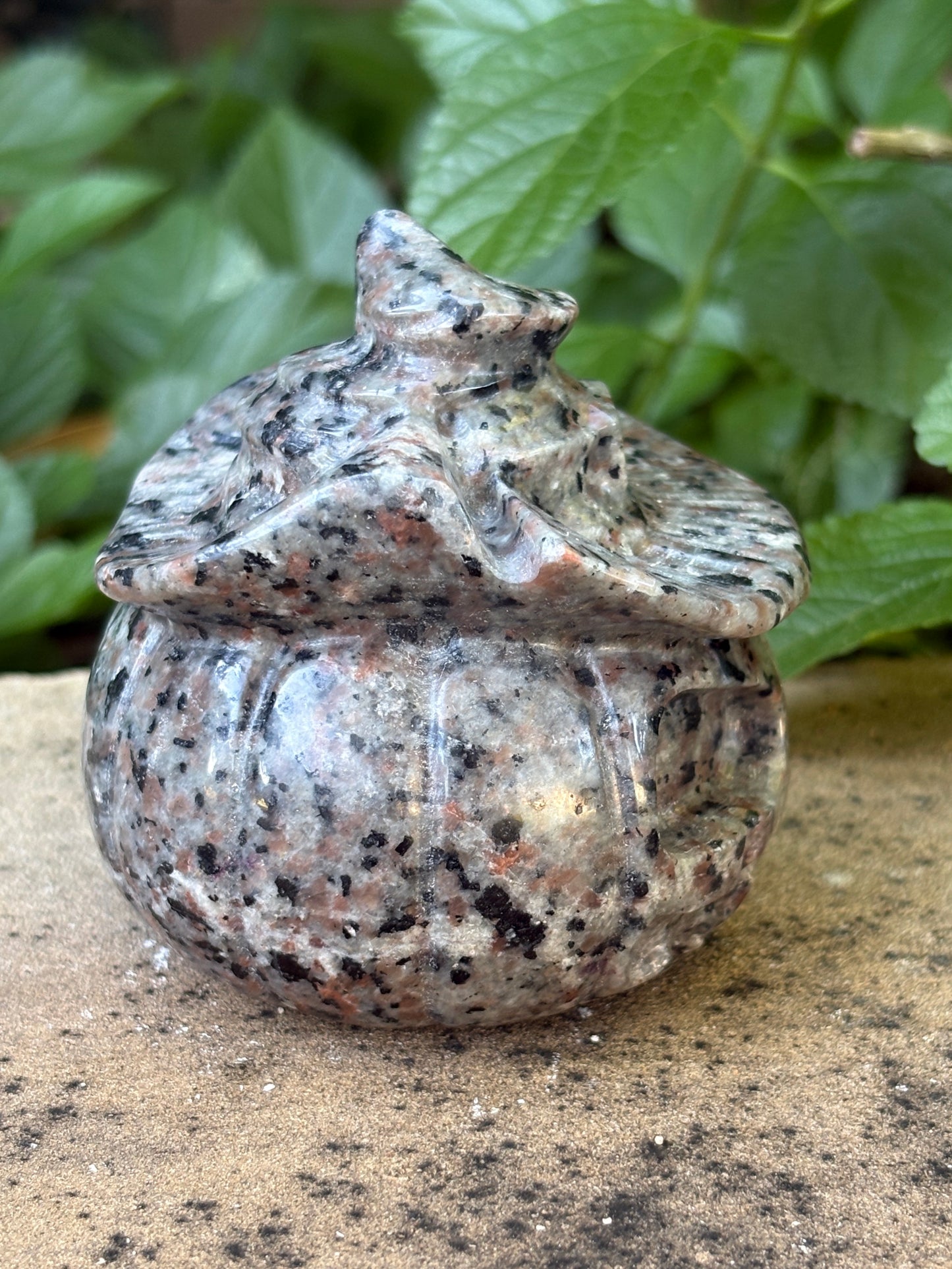 Yooperlite Jack-O’-Lantern - Pumpkin - Protection • Grounding • Transformation