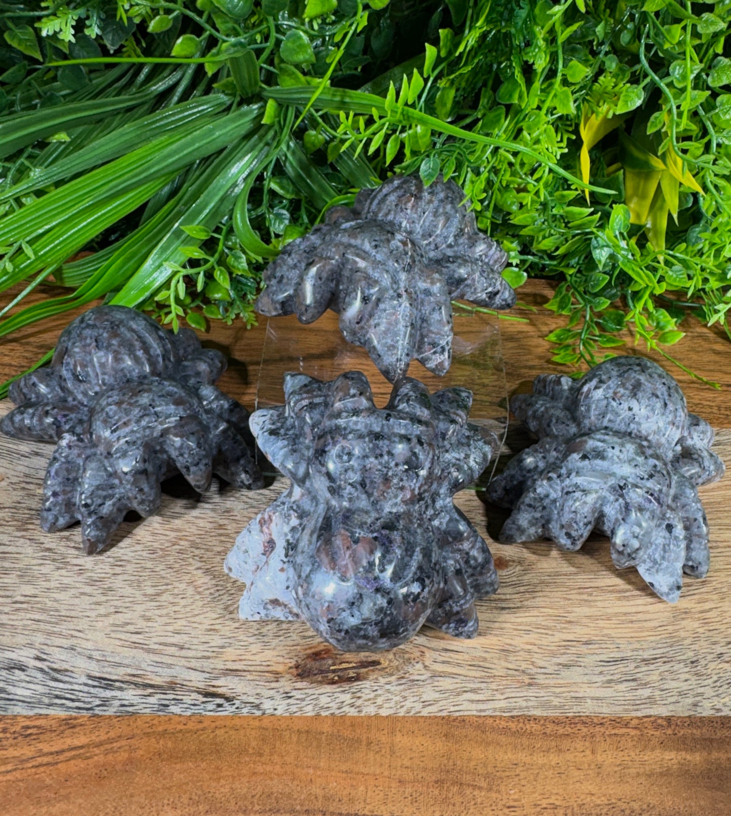 Yooperlite Tarantula Spider Carving UV Reactive - Grounding • Protection • Hidden Truths