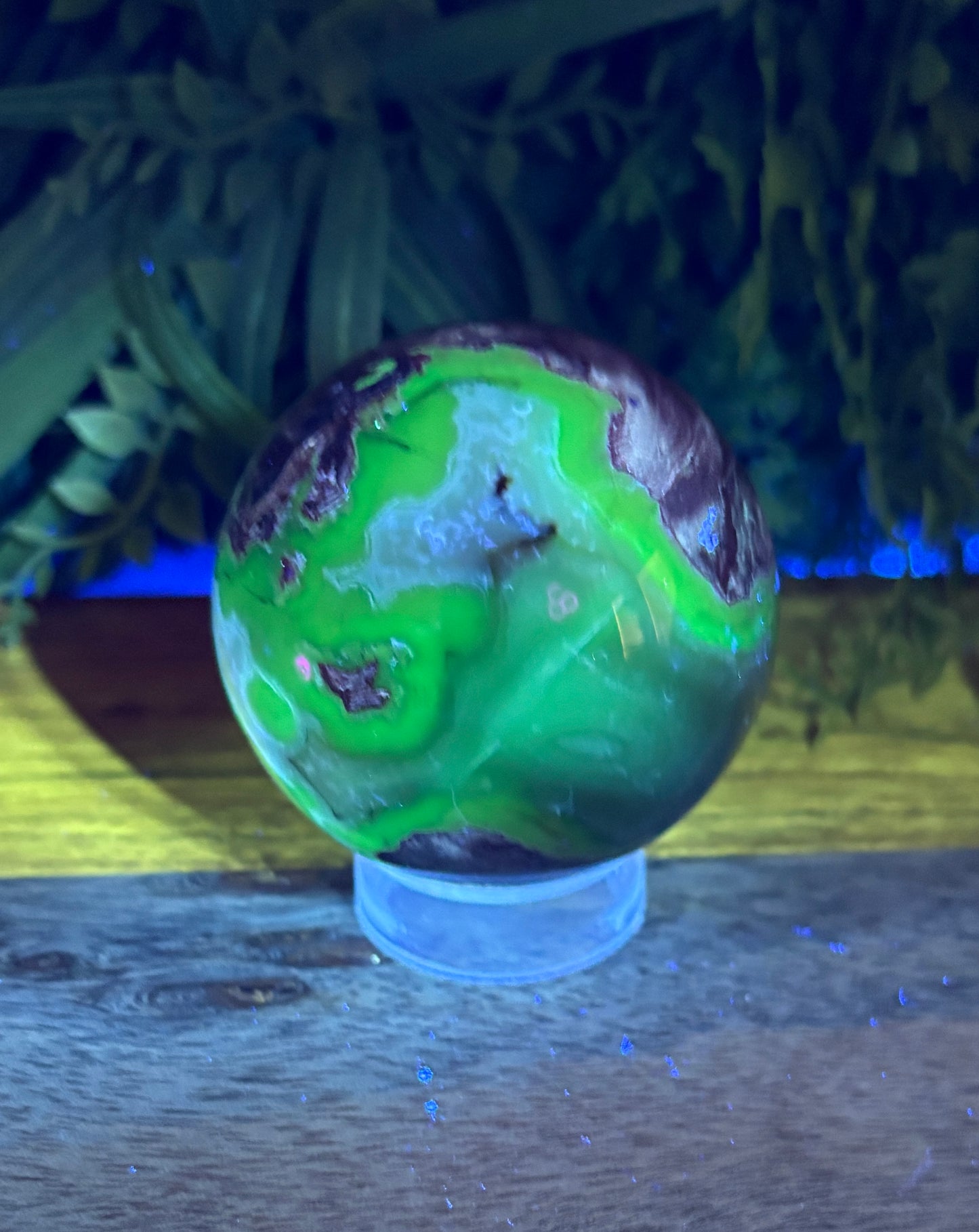 Football Agate Sphere with UV Reaction - Grounding • Balance • Confidence