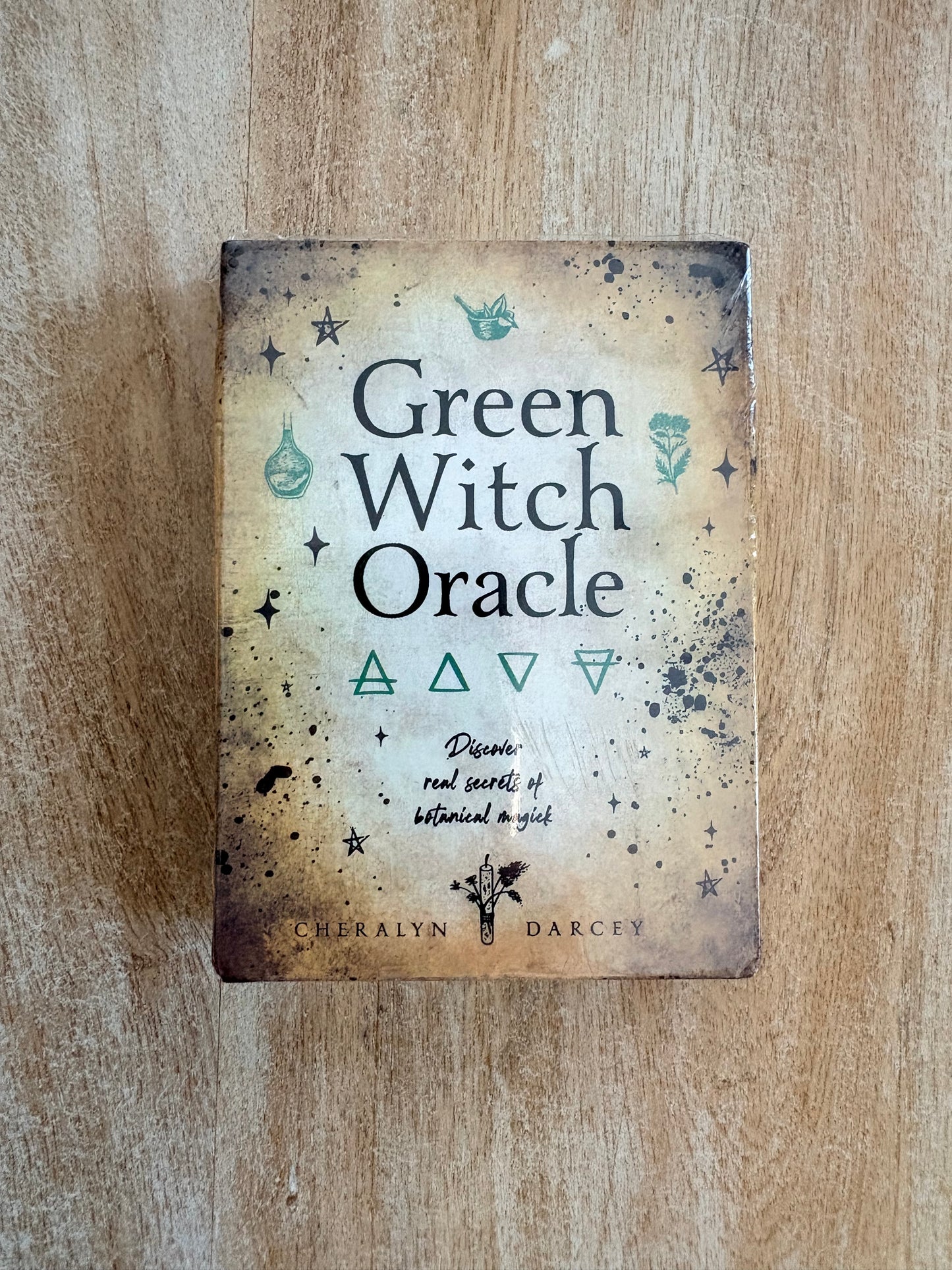 🔮 Tarot & Oracle Cards — Cosmic Guides With Attitude