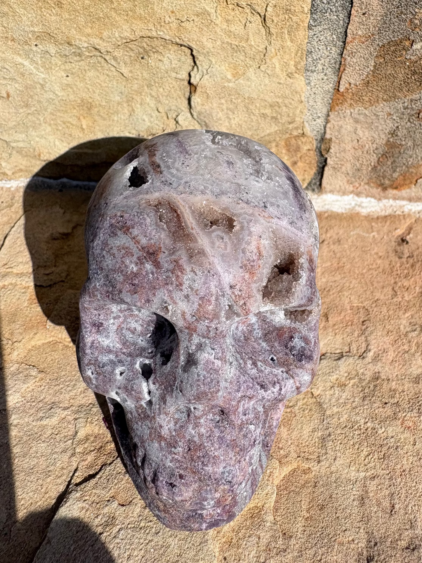 Chalcedony Agate Druzy Skull – Stillness • Insight • Ancient Calm