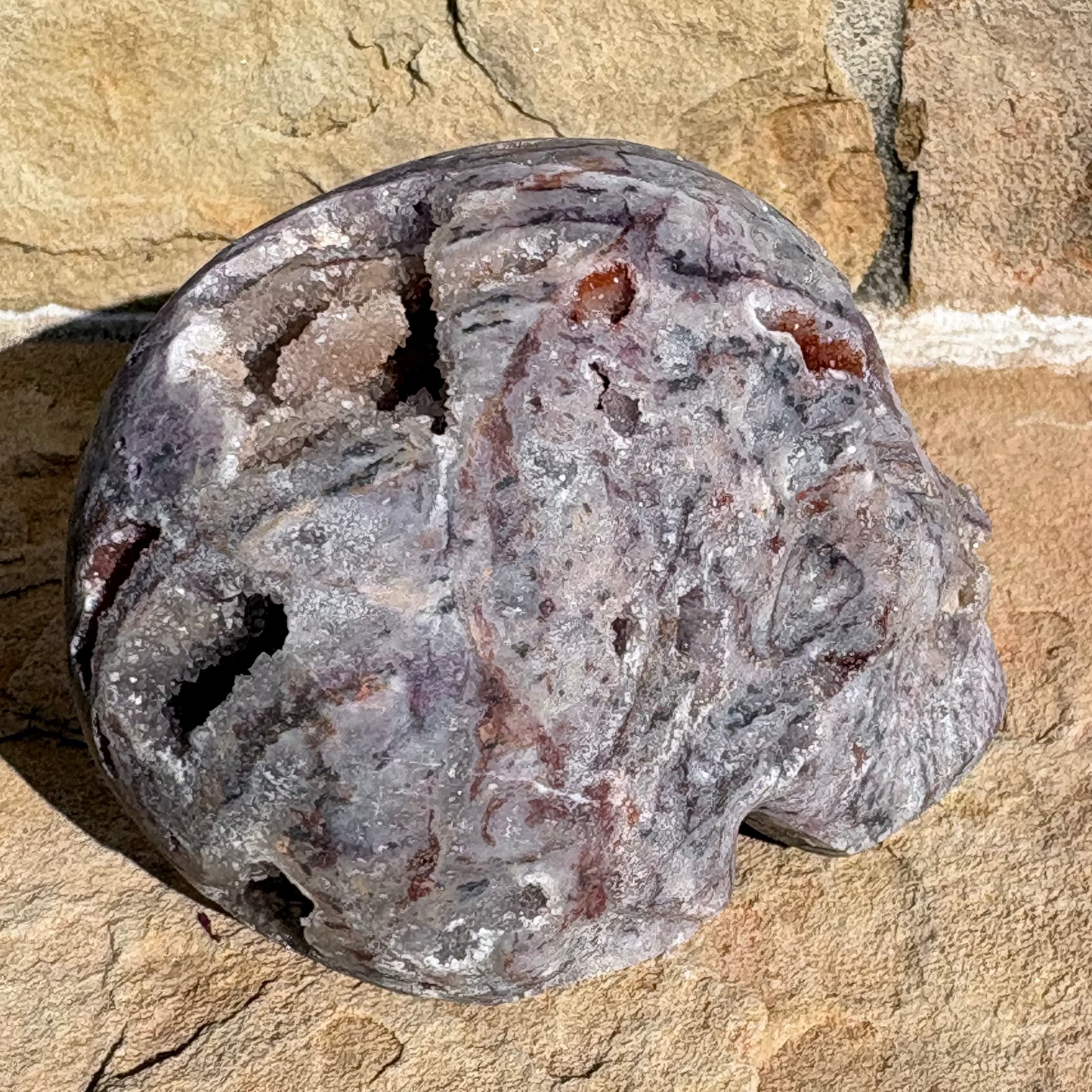 Chalcedony Agate Druzy Skull – Quiet Focus • Inner Balance • Soft Power