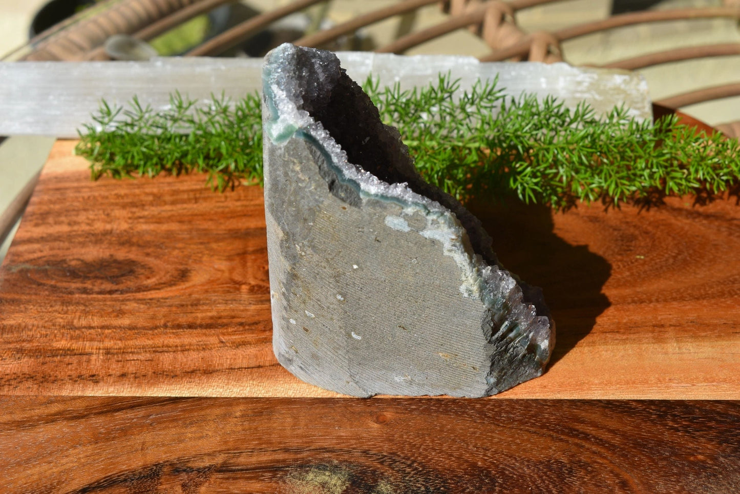 💜 Raw Amethyst with Unique Bump Formation – Intuition, Protection & High-Frequency Glow | 1.01 lb