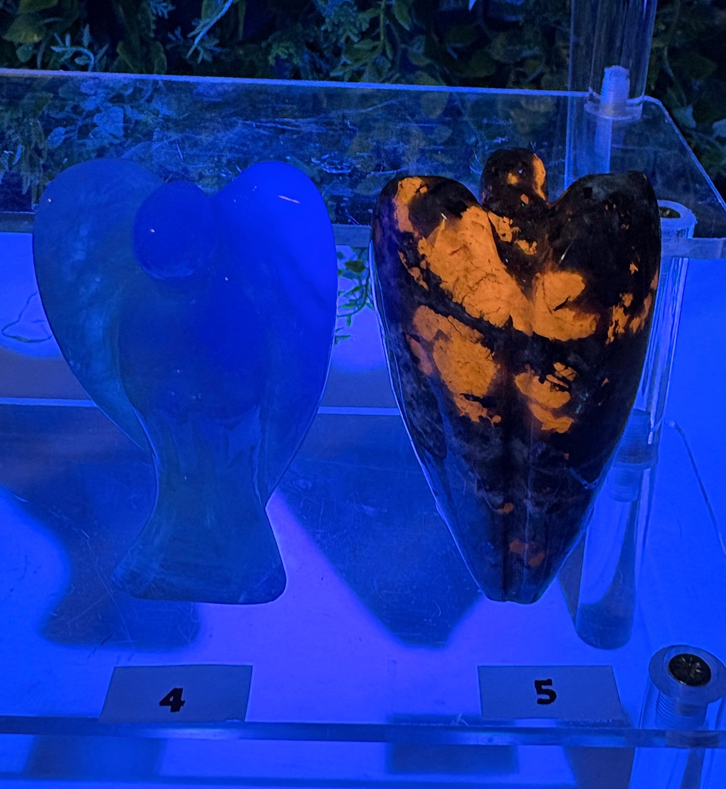 Crystal Angel Carvings | Garden Quartz, Amethyst, Strawberry Quartz, Aventurine & UV Reactive Yooperlite Angels - Guidance • Peace • Positive Energy