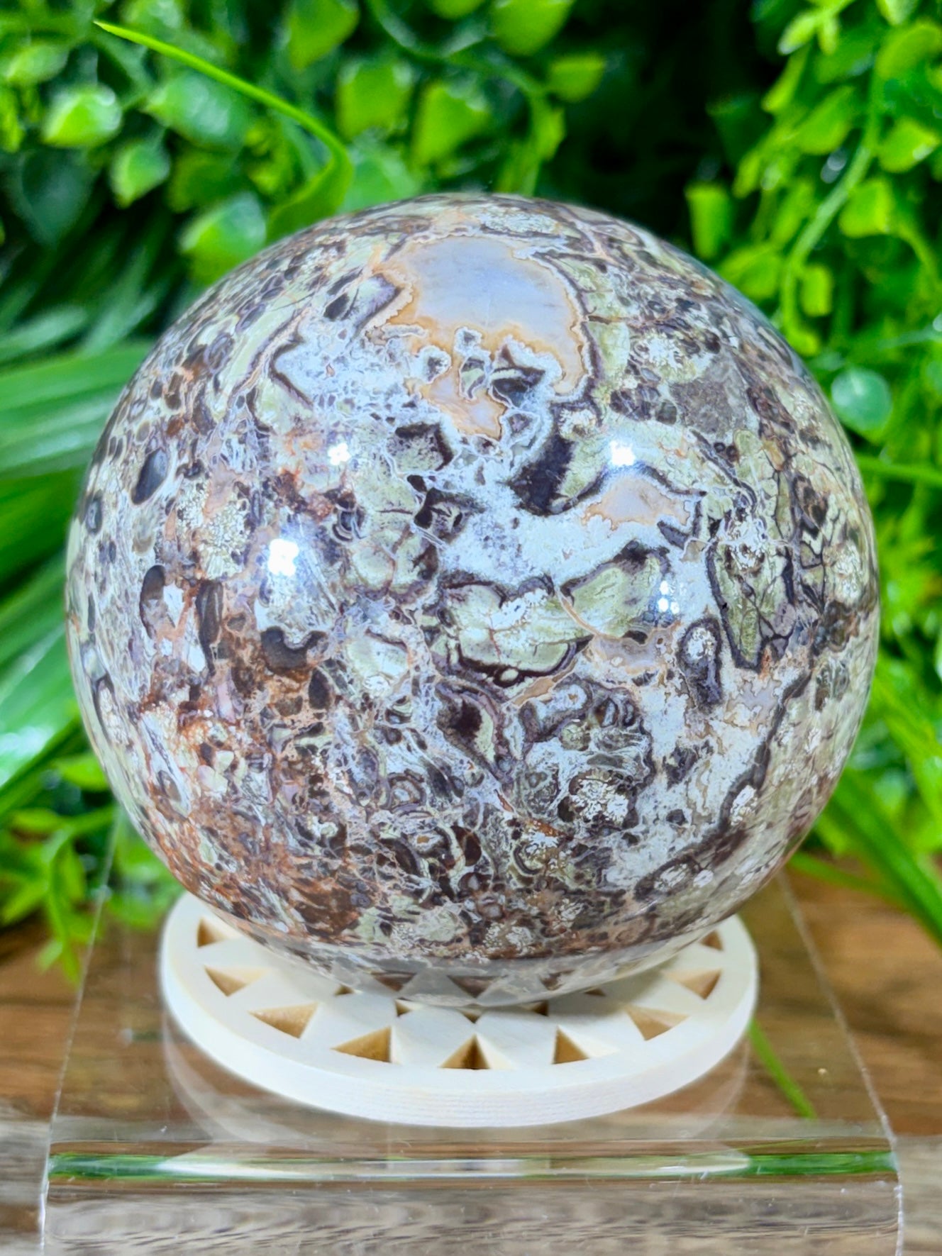 Money Agate Crystal Towers – Abundance, Stability & Prosperity Flow