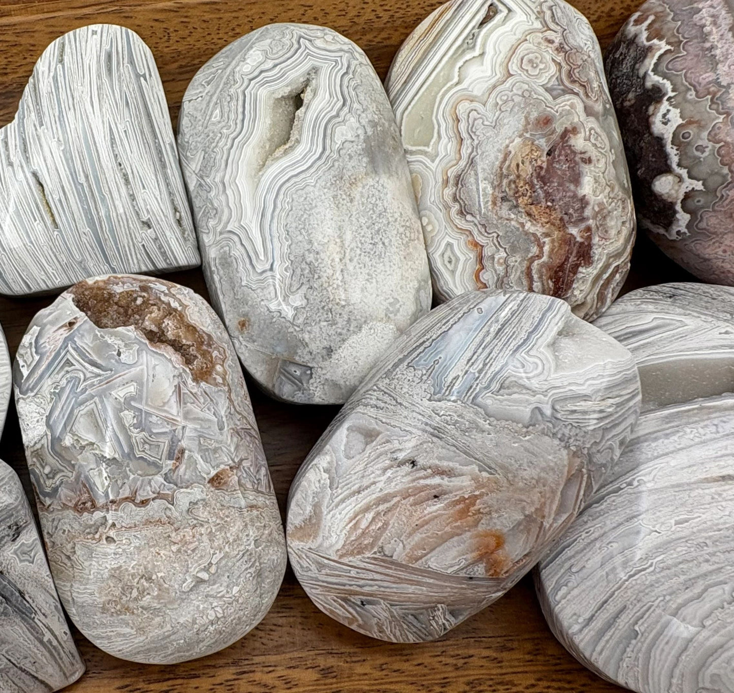 🤍 White Crazy Lace Agate Hearts & Palmstones – Grounding, Calm & Earthy Harmony | Choose Your Piece