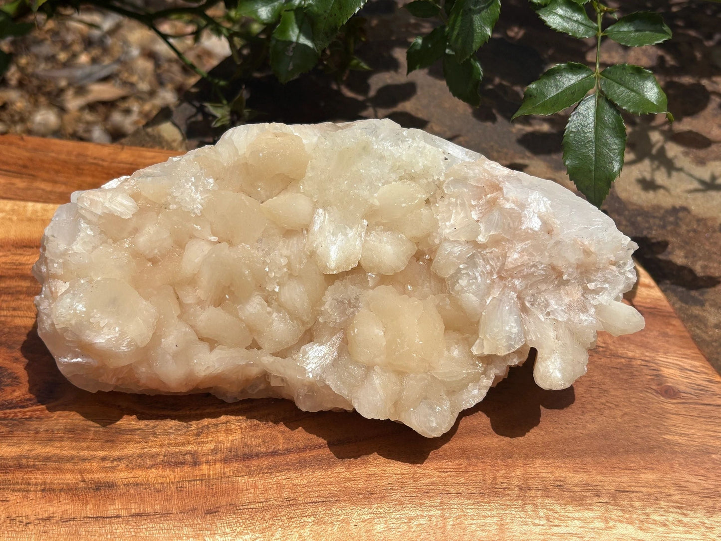 🤍 Raw Stilbite Cluster – Inner Peace, Intuition & Heart-Centered Healing