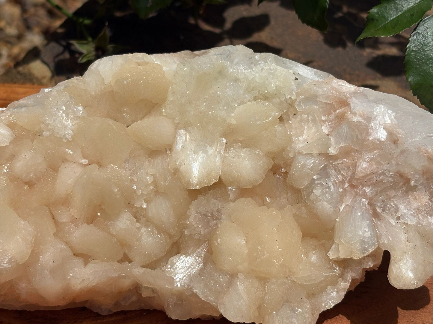 🤍 Raw Stilbite Cluster – Inner Peace, Intuition & Heart-Centered Healing
