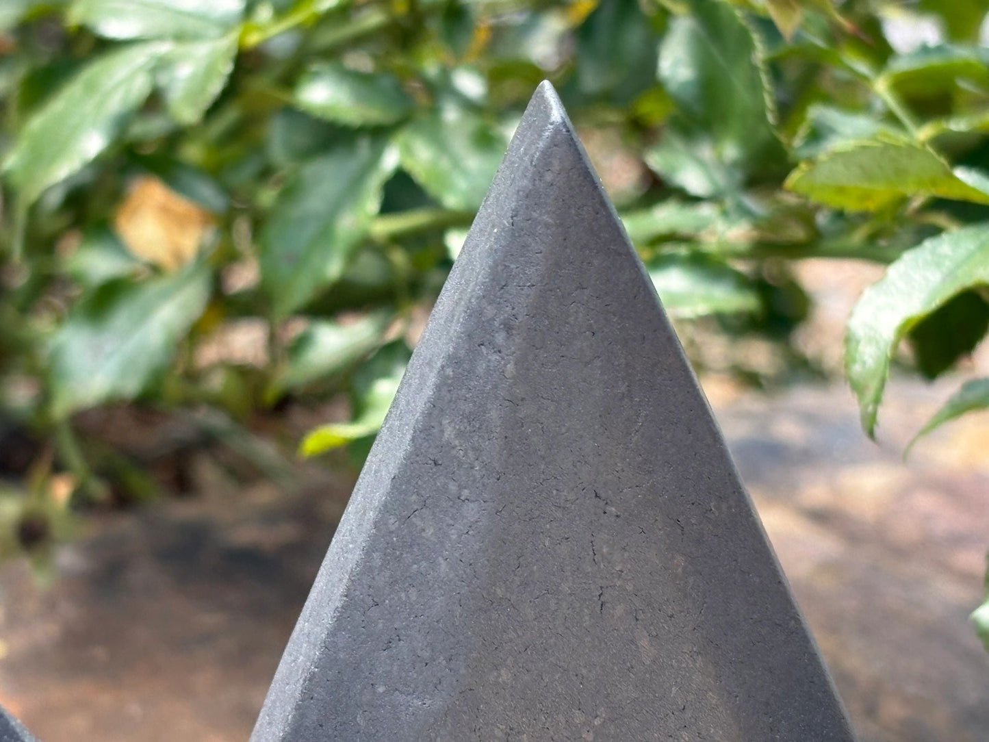 🔥 Unpolished Shungite Flame & Tower Set – Protection, Purification & Power Grounding