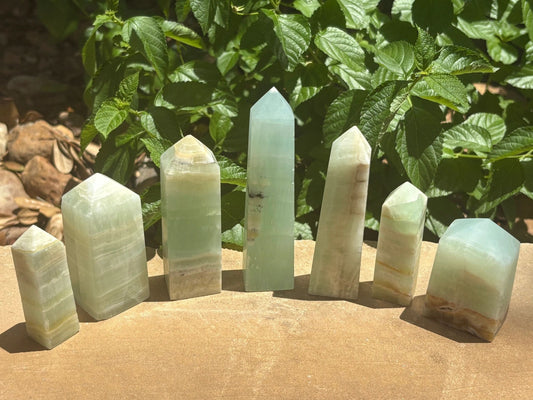🌊 Caribbean Blue Calcite Towers – Calm, Emotional Healing & Oceanic Clarity