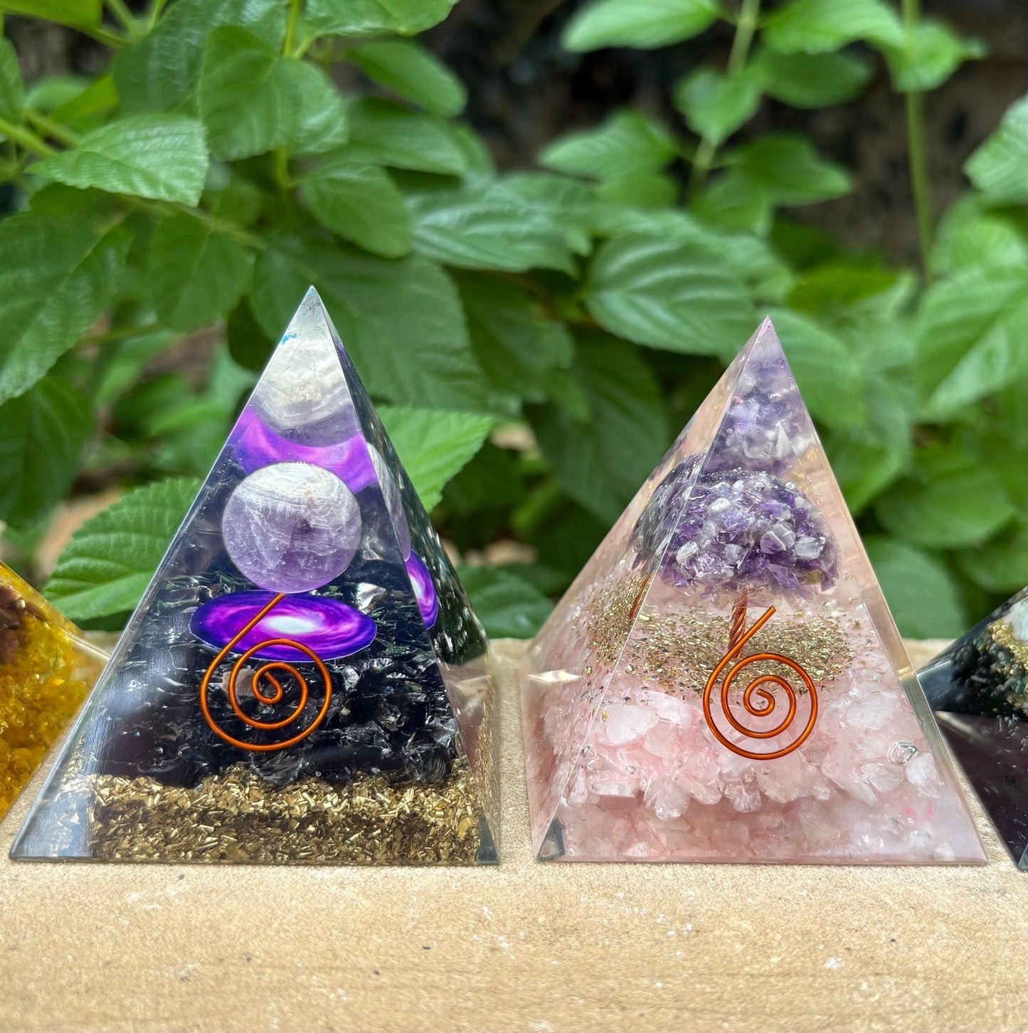 Orgonite Crystal Pyramids – Protection, Energy & Balance
