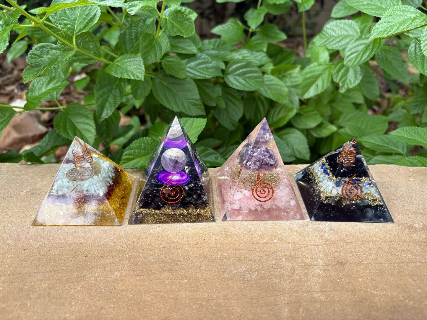 Orgonite Crystal Pyramids – Protection, Energy & Balance