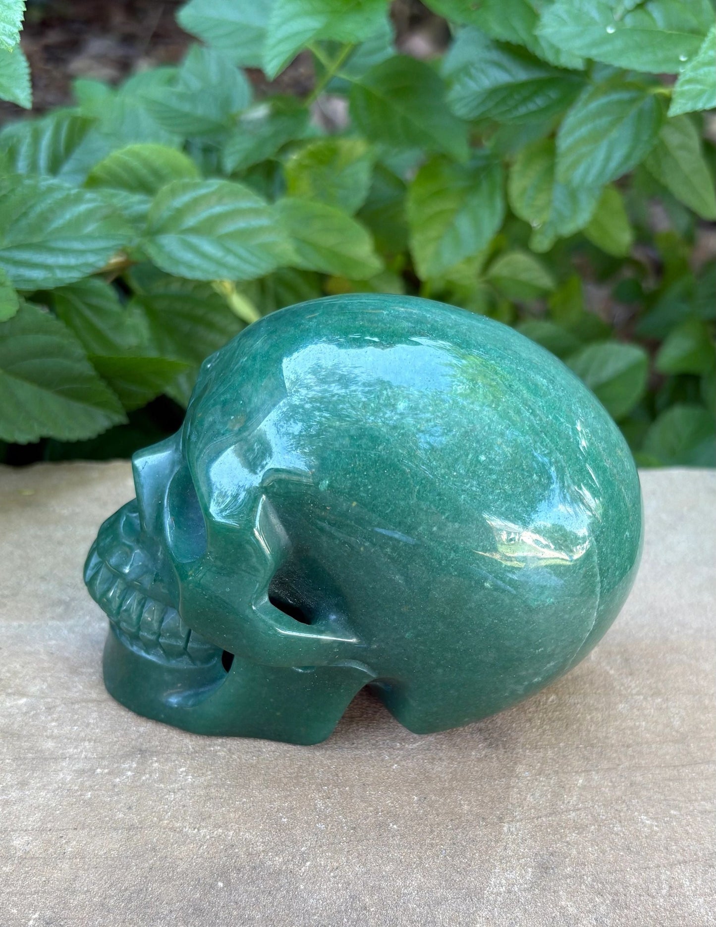 🌿 Green Aventurine Skull with Hollow Jaw – Prosperity, Courage & Glow-Up Energy | 2.32 lbs Luck | Healing | Earth Swagger