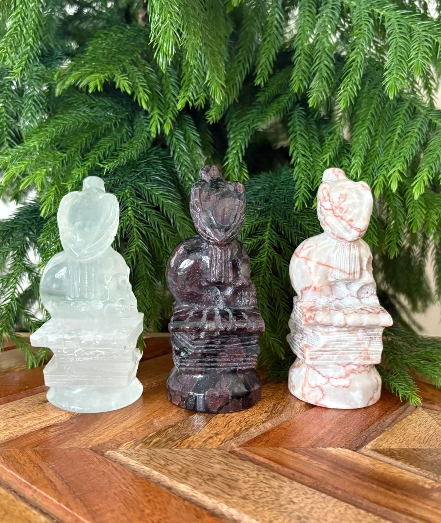 Raven on Skull & Books Statue – Wisdom, Transformation & Protection | Garnet, Red Vein Jasper, or Clear Quartz