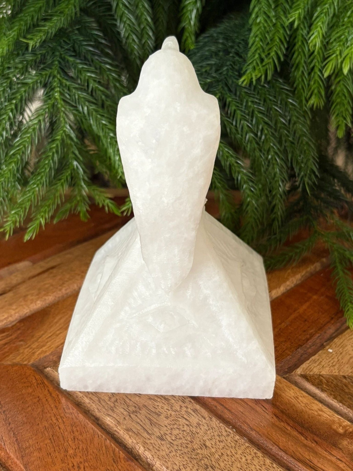 🕊️ White Jade Marble Raven on Pyramid – Protection, Enlightenment & Ancient Wisdom | All-Seeing Eye Carving Mystery | Clarity | Power
