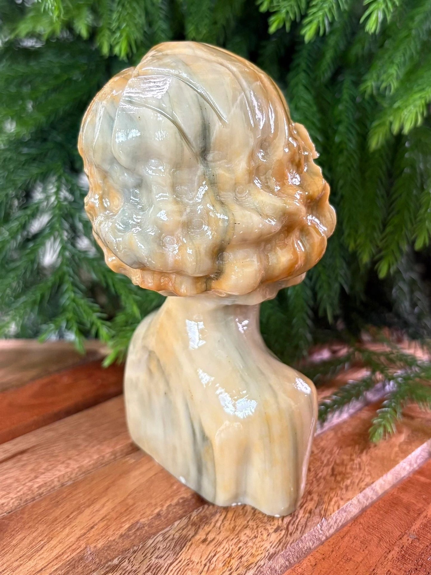 🌼 Calcite Female Bust with Floral Crown – Grace, Wisdom & Inner Light | Hand-Carved Crystal Sculpture
