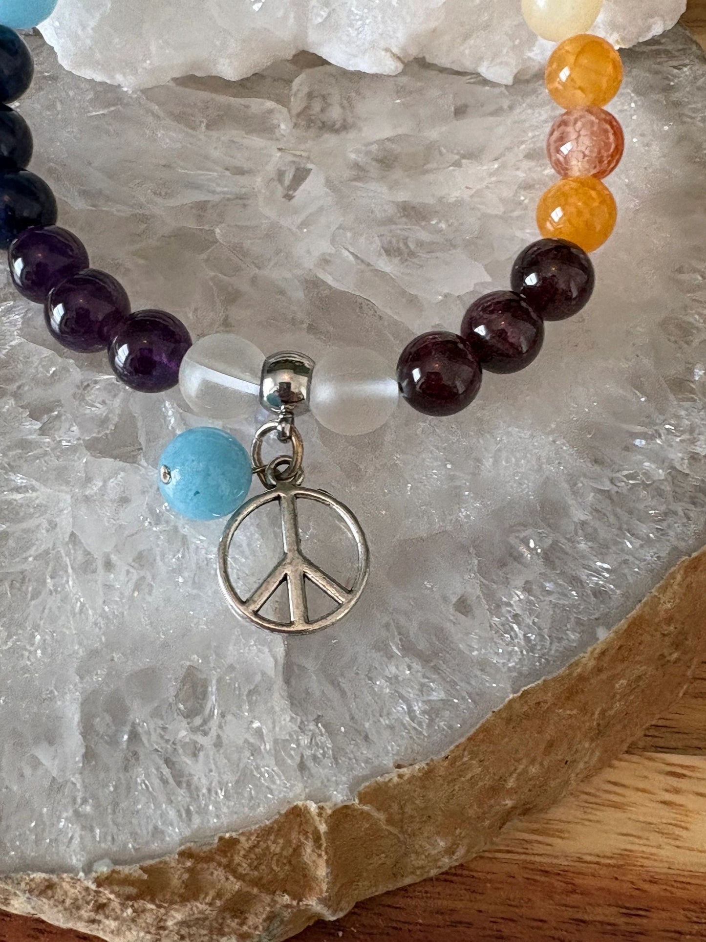 7-Chakra Natural Stone Bracelet with Blue Aventurine Peace Charm & Iridescent Glass Accents – 8mm