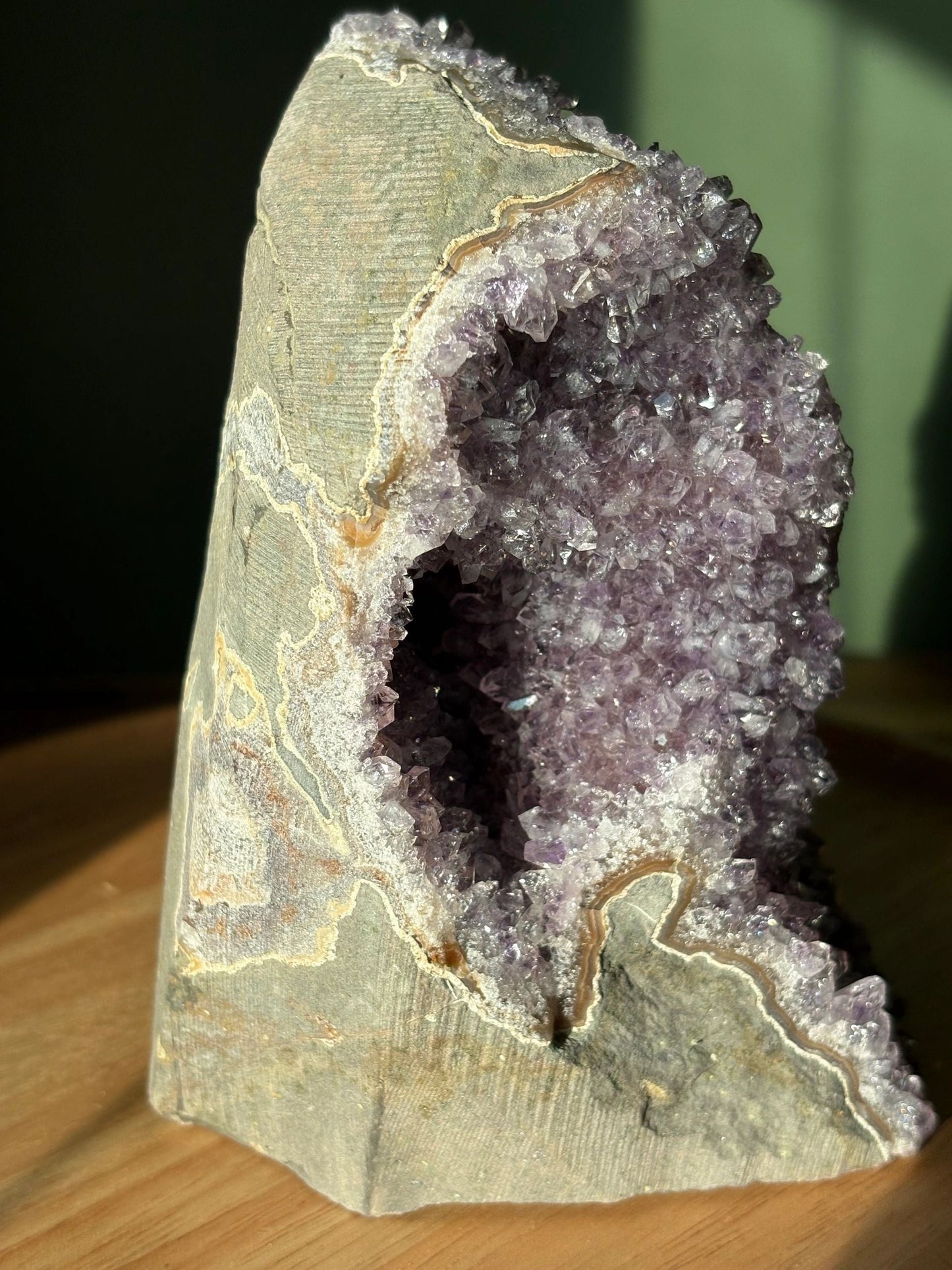 🐇 Lucky Bunny Amethyst Cluster – Protection, Serenity & Cosmic Whimsy | 3.15 lbs.