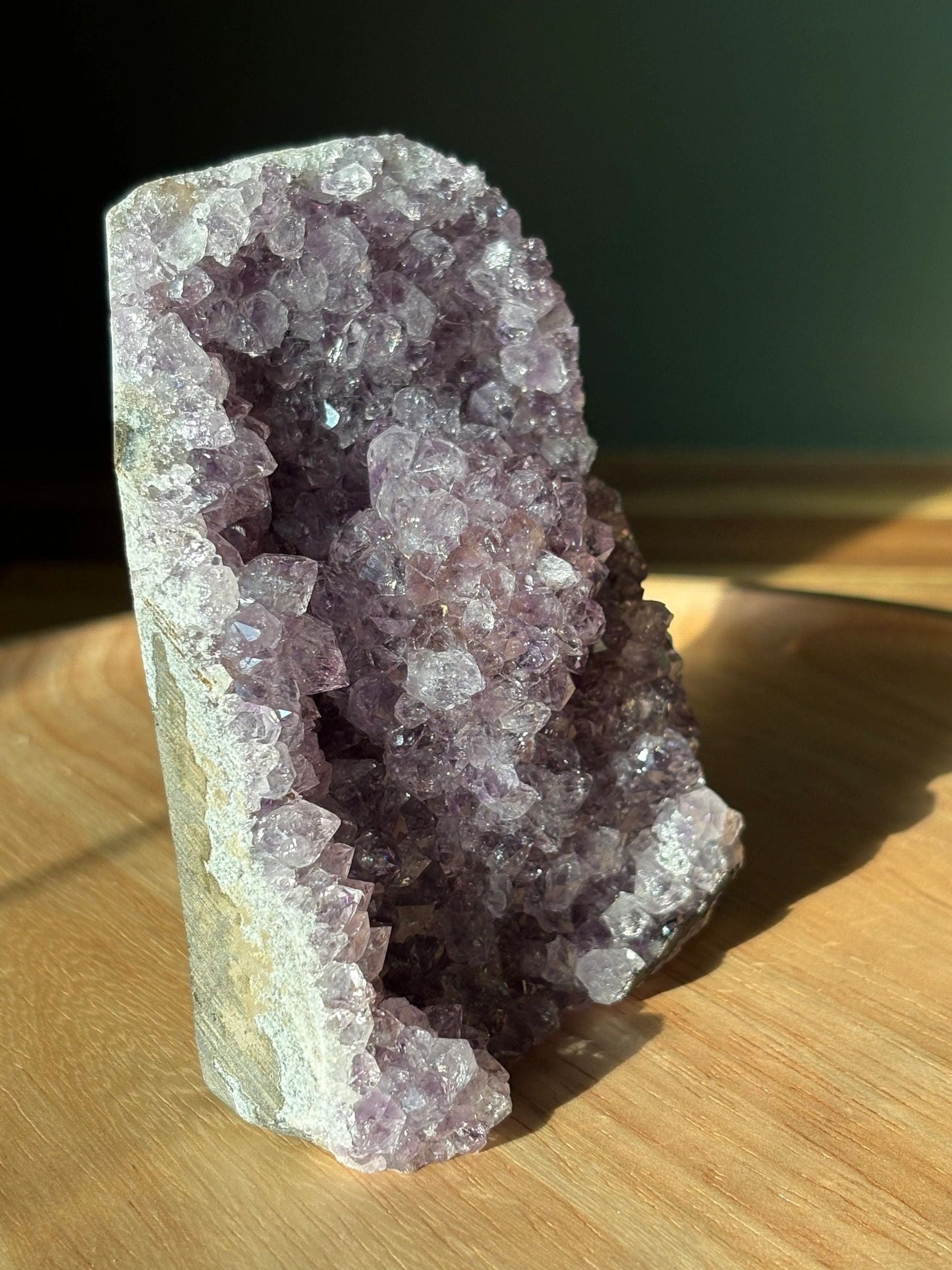 💜 Raw Amethyst Crystal Cluster – Intuition, Protection, Calm, Peace Crown Chakra |1.13 lbs.