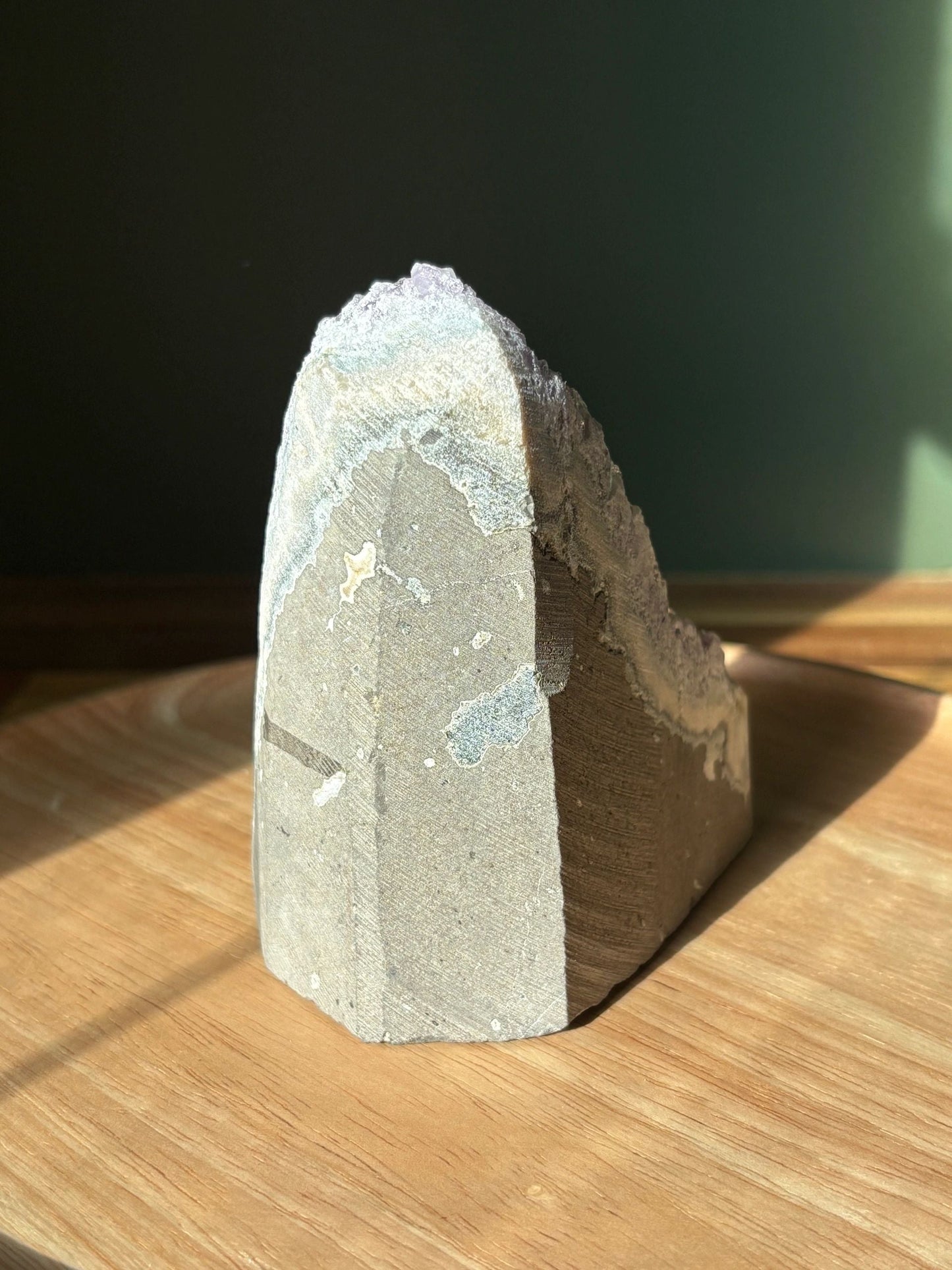 💜 Raw Light Purple Amethyst Triangular Formation – Clarity, Calm & Intuition Boosting | 1.49 lbs