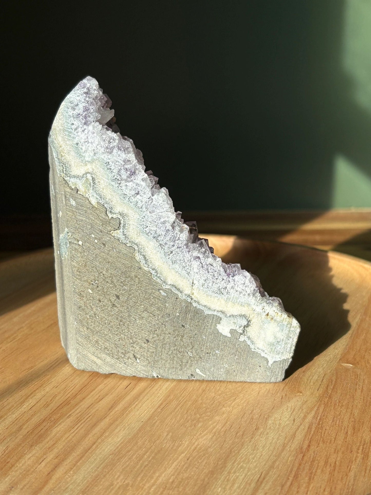 💜 Raw Light Purple Amethyst Triangular Formation – Clarity, Calm & Intuition Boosting | 1.49 lbs