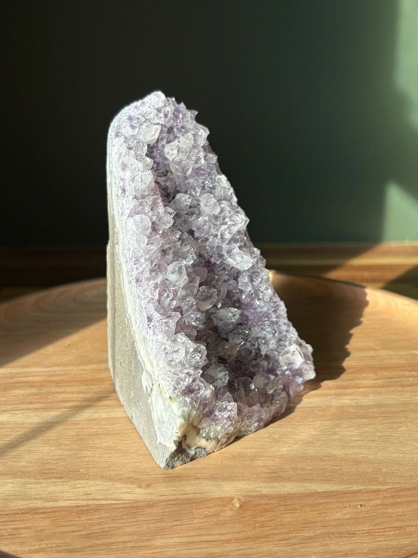 💜 Raw Light Purple Amethyst Triangular Formation – Clarity, Calm & Intuition Boosting | 1.49 lbs