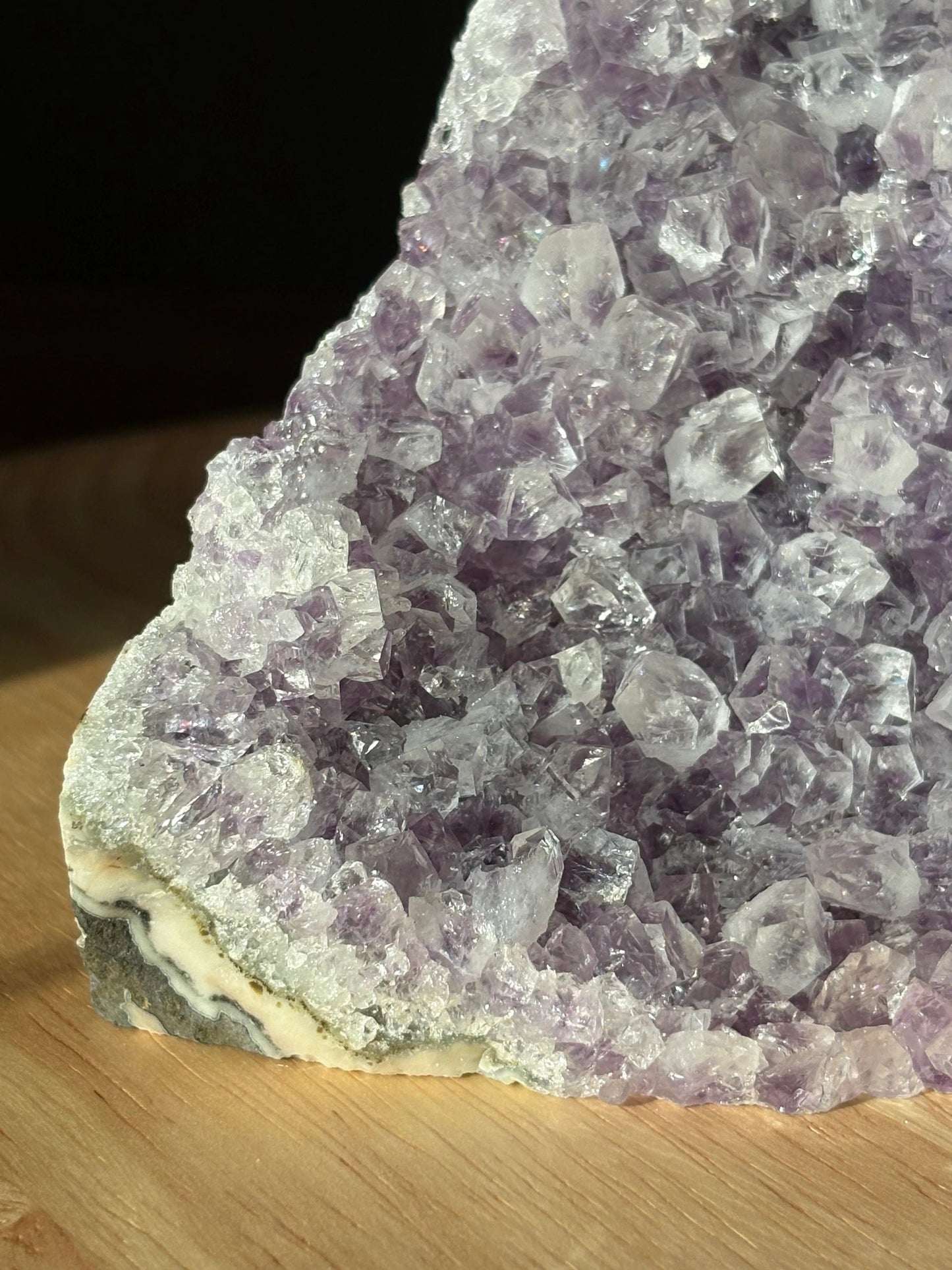 💜 Raw Light Purple Amethyst Triangular Formation – Clarity, Calm & Intuition Boosting | 1.49 lbs