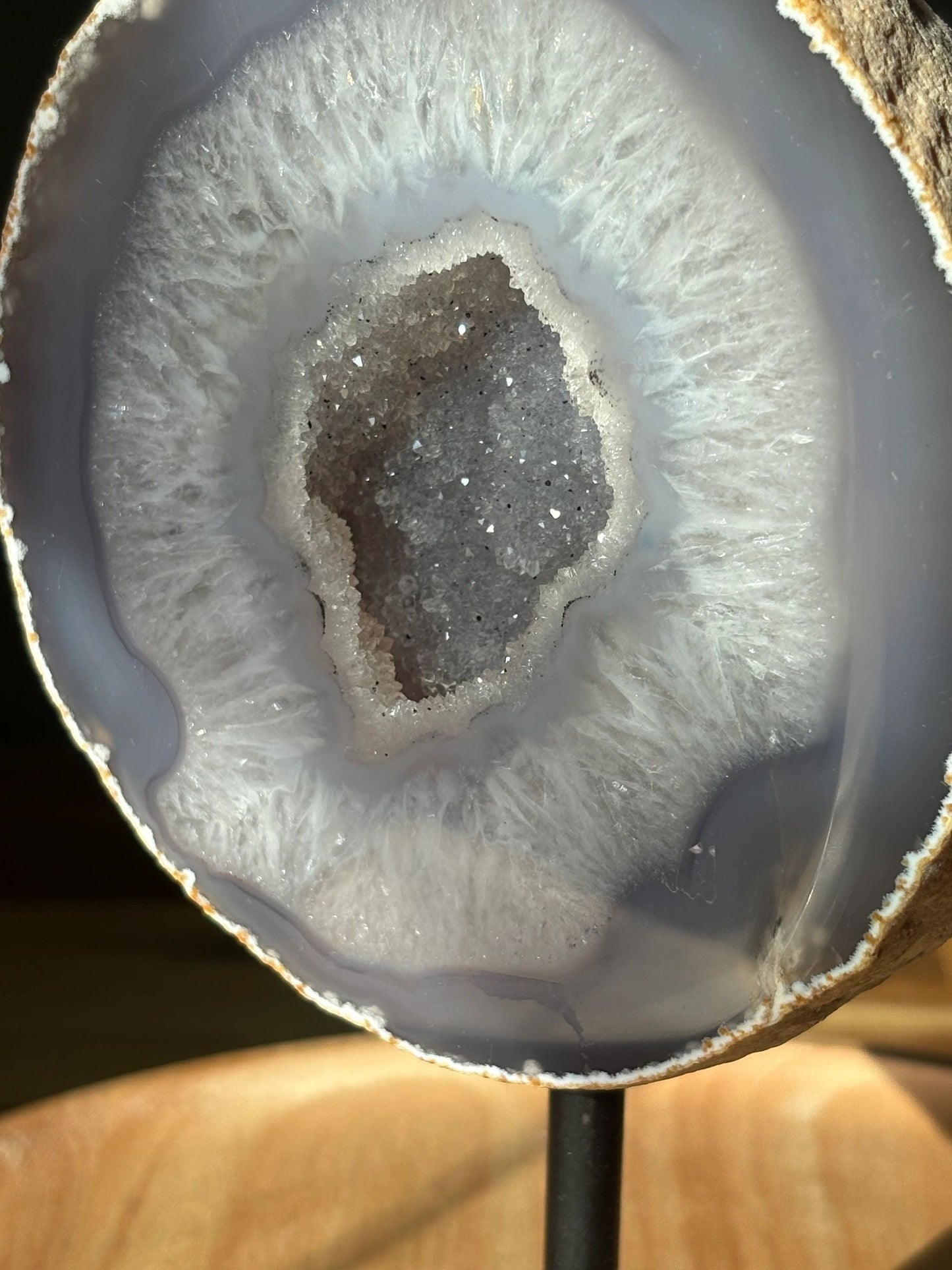 Agate Druzy Display on Stand – Calm, Intuition, Cosmic Glow | 2.27 lbs.