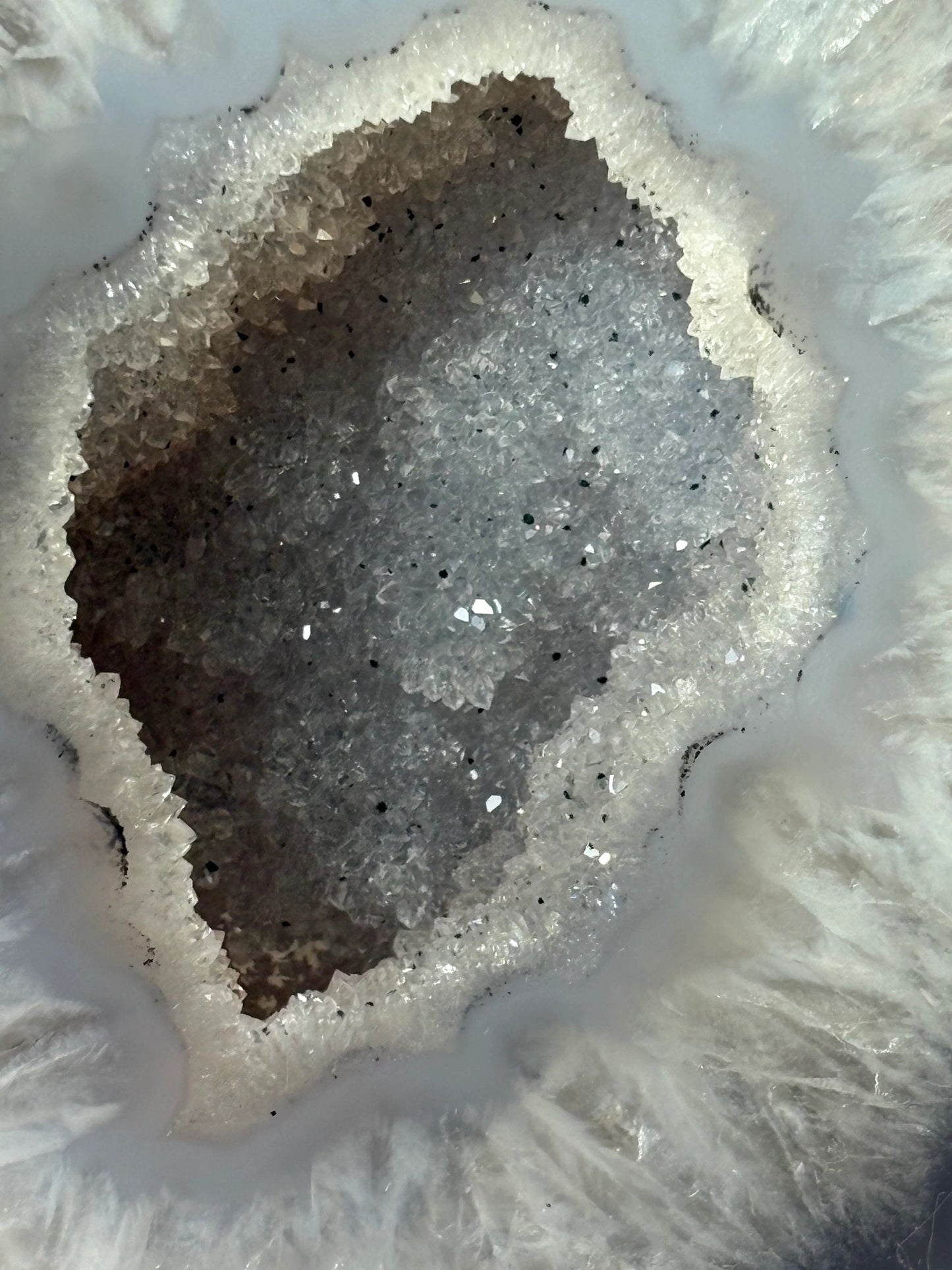 Agate Druzy Display on Stand – Calm, Intuition, Cosmic Glow | 2.27 lbs.