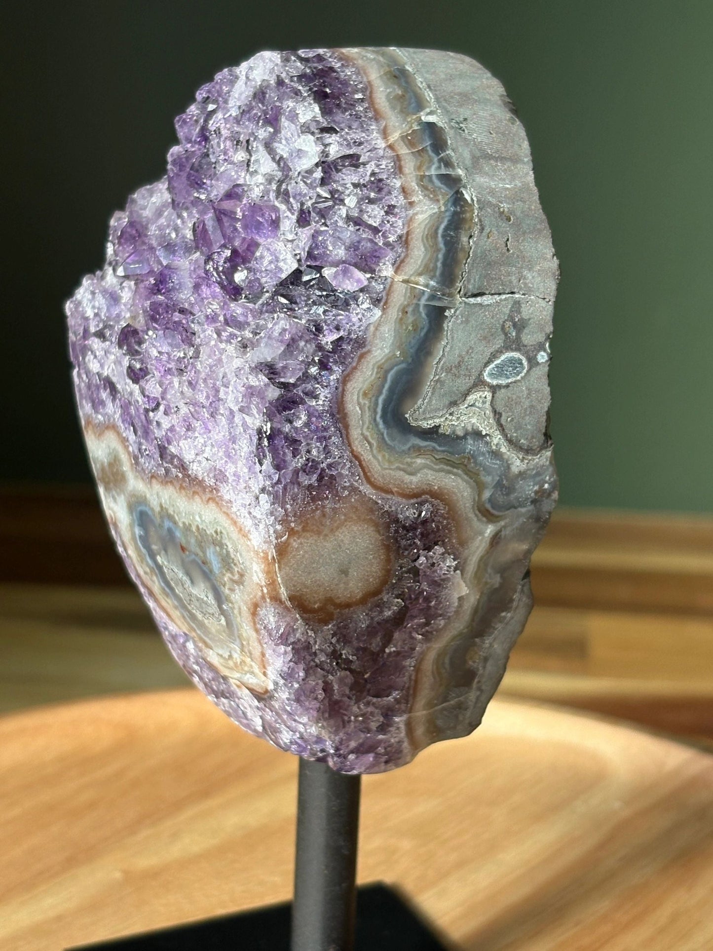 💜 Raw Amethyst & Banded Agate Freeform on Stand – Intuition, Protection & Earth Magic | 1.37 lbs
