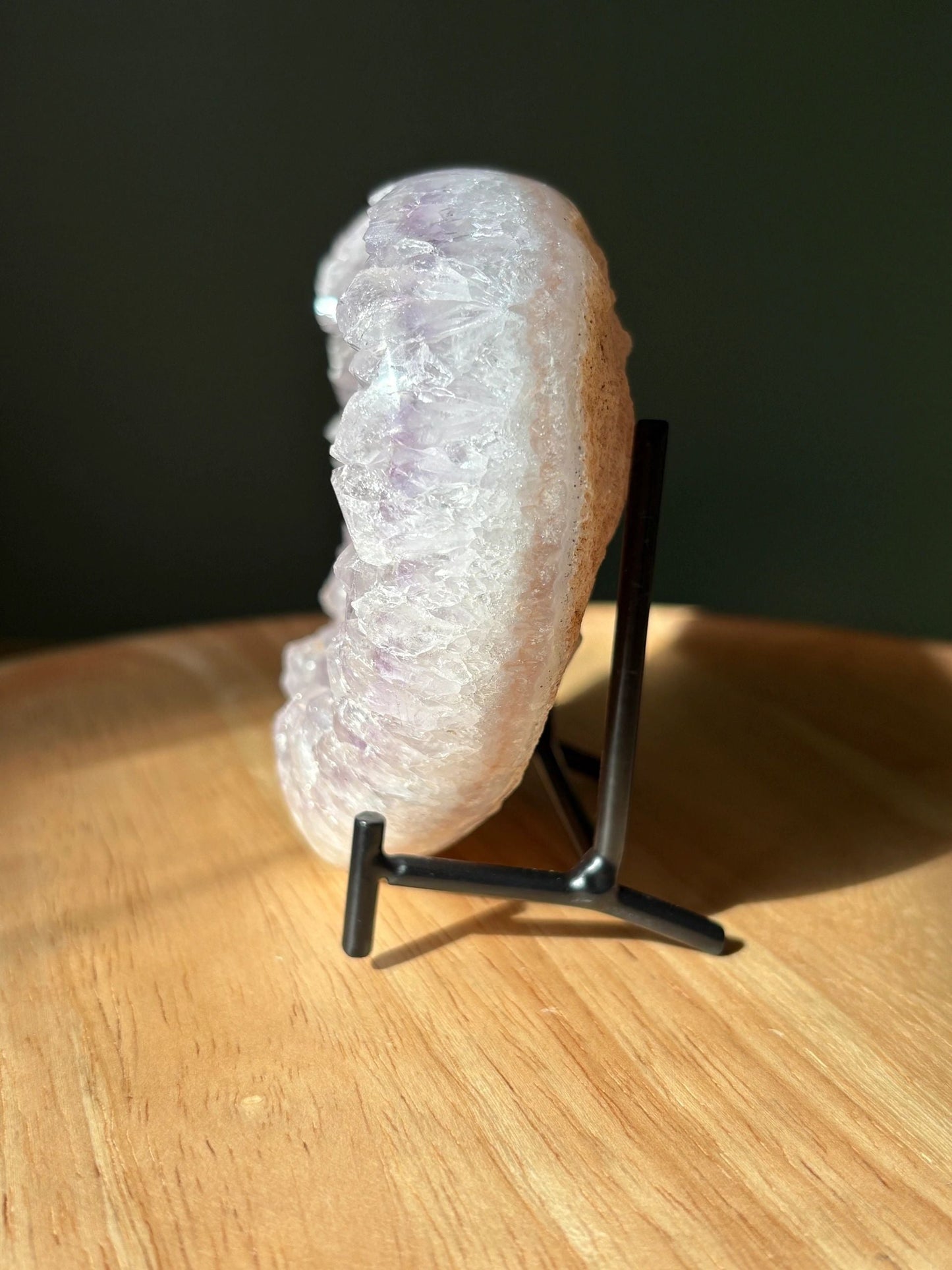 💜 Raw Amethyst Druzy Heart on Stand – Calm, Intuition & Starlit Serenity | 1.16 lb