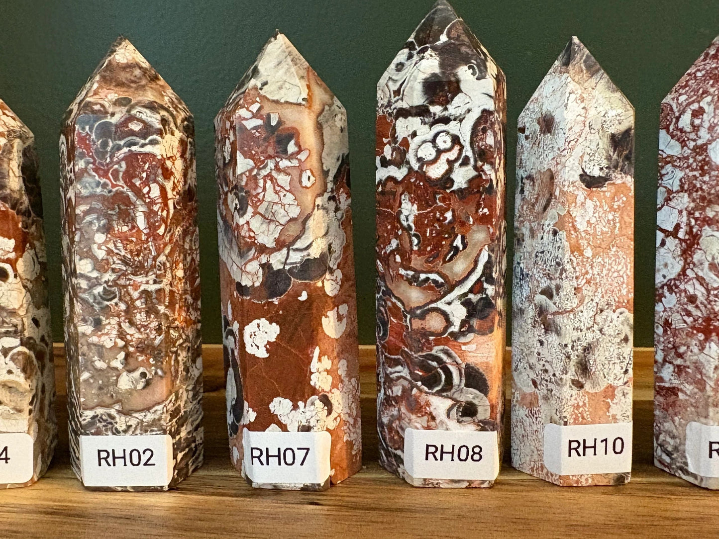 💰 Money Agate Crystal Towers – Abundance, Stability & Prosperity Flow