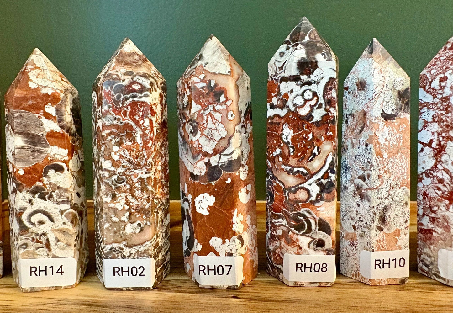 💰 Money Agate Crystal Towers – Abundance, Stability & Prosperity Flow