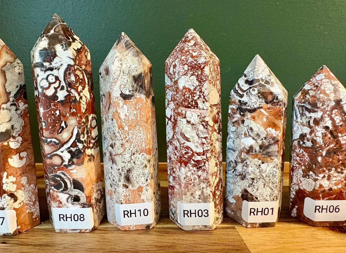 💰 Money Agate Crystal Towers – Abundance, Stability & Prosperity Flow