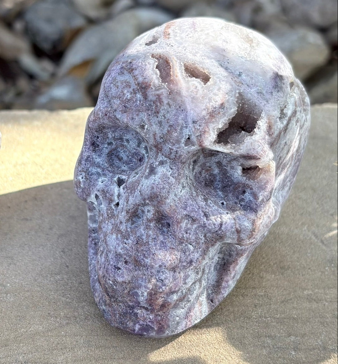 Chalcedony Agate Druzy Skull – Stillness • Insight • Ancient Calm