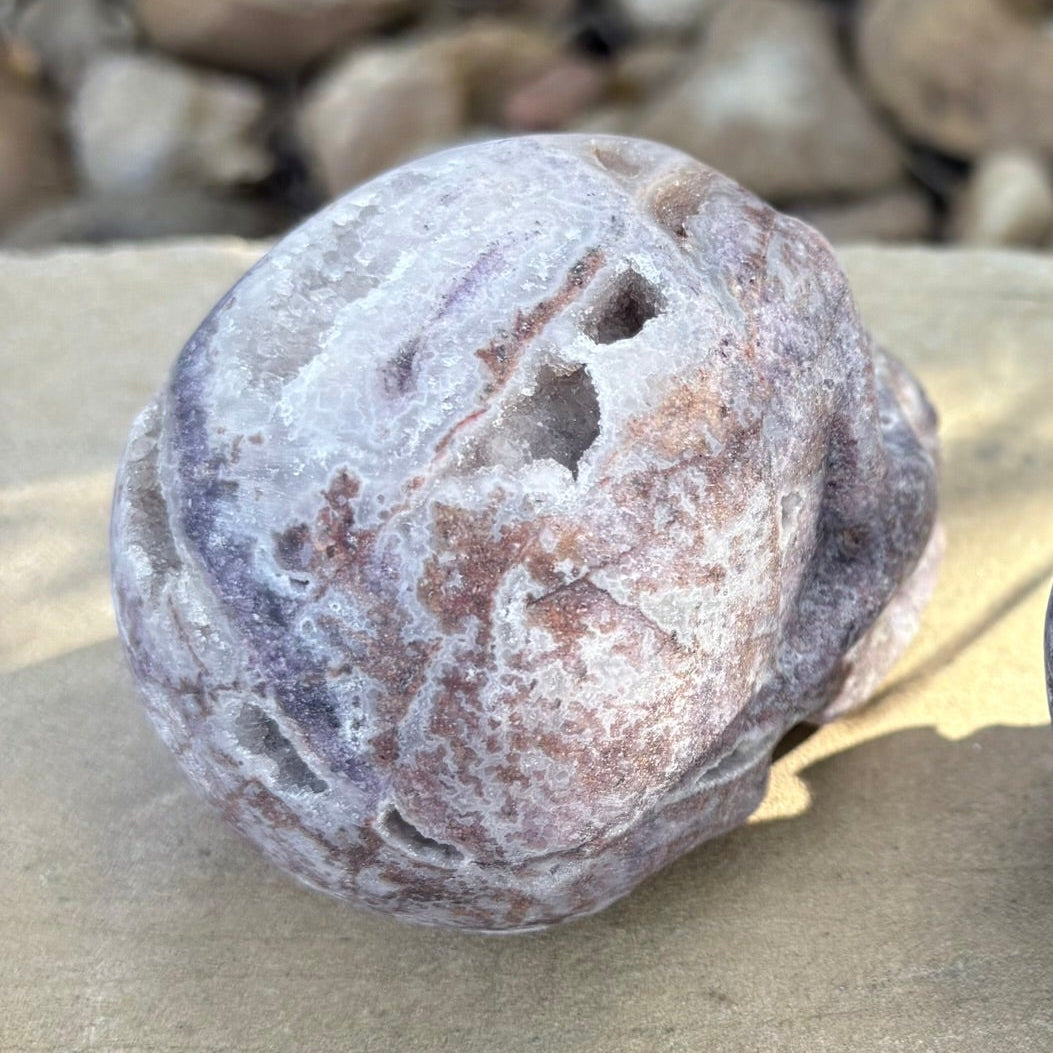 Chalcedony Agate Druzy Skull – Stillness • Insight • Ancient Calm