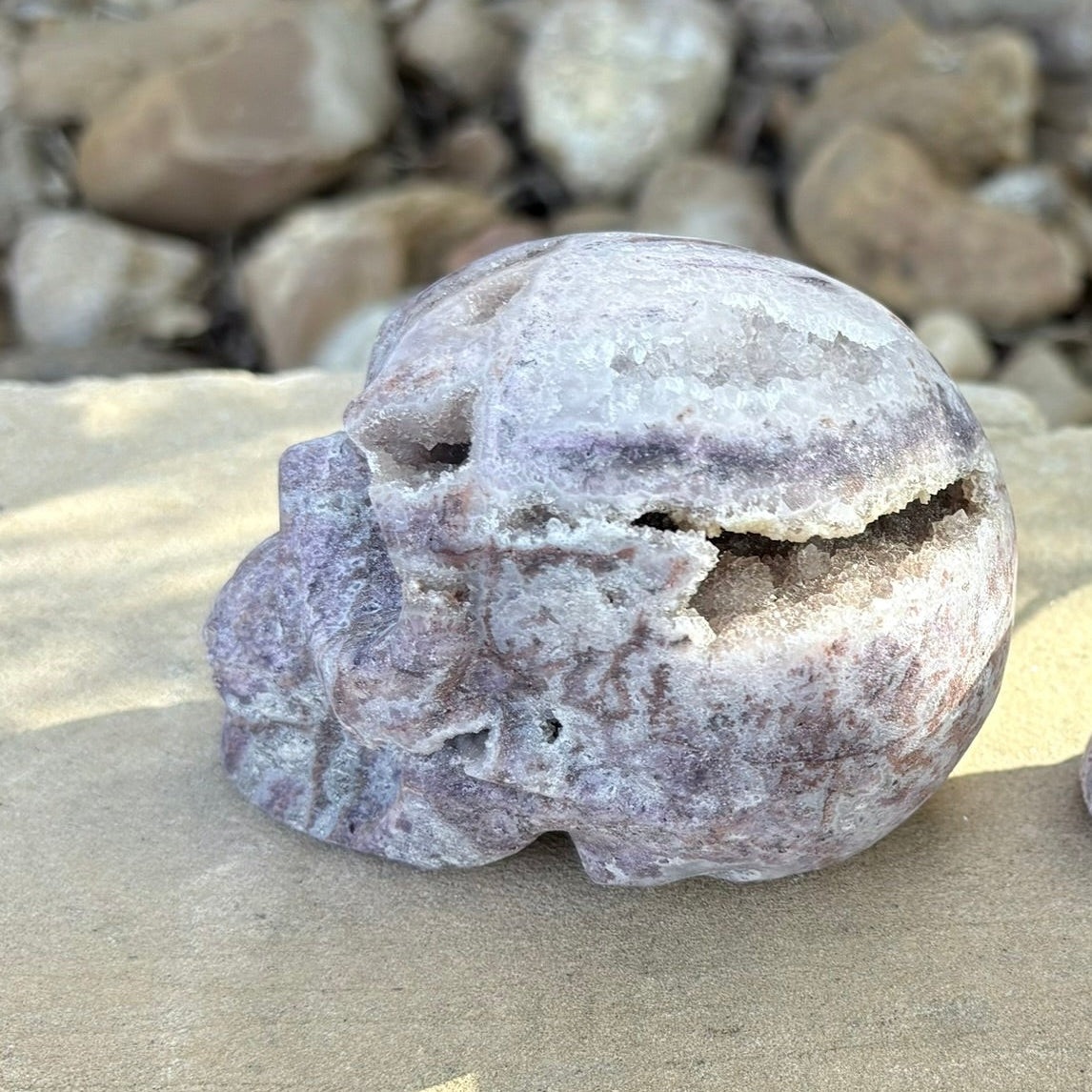 Chalcedony Agate Druzy Skull – Stillness • Insight • Ancient Calm