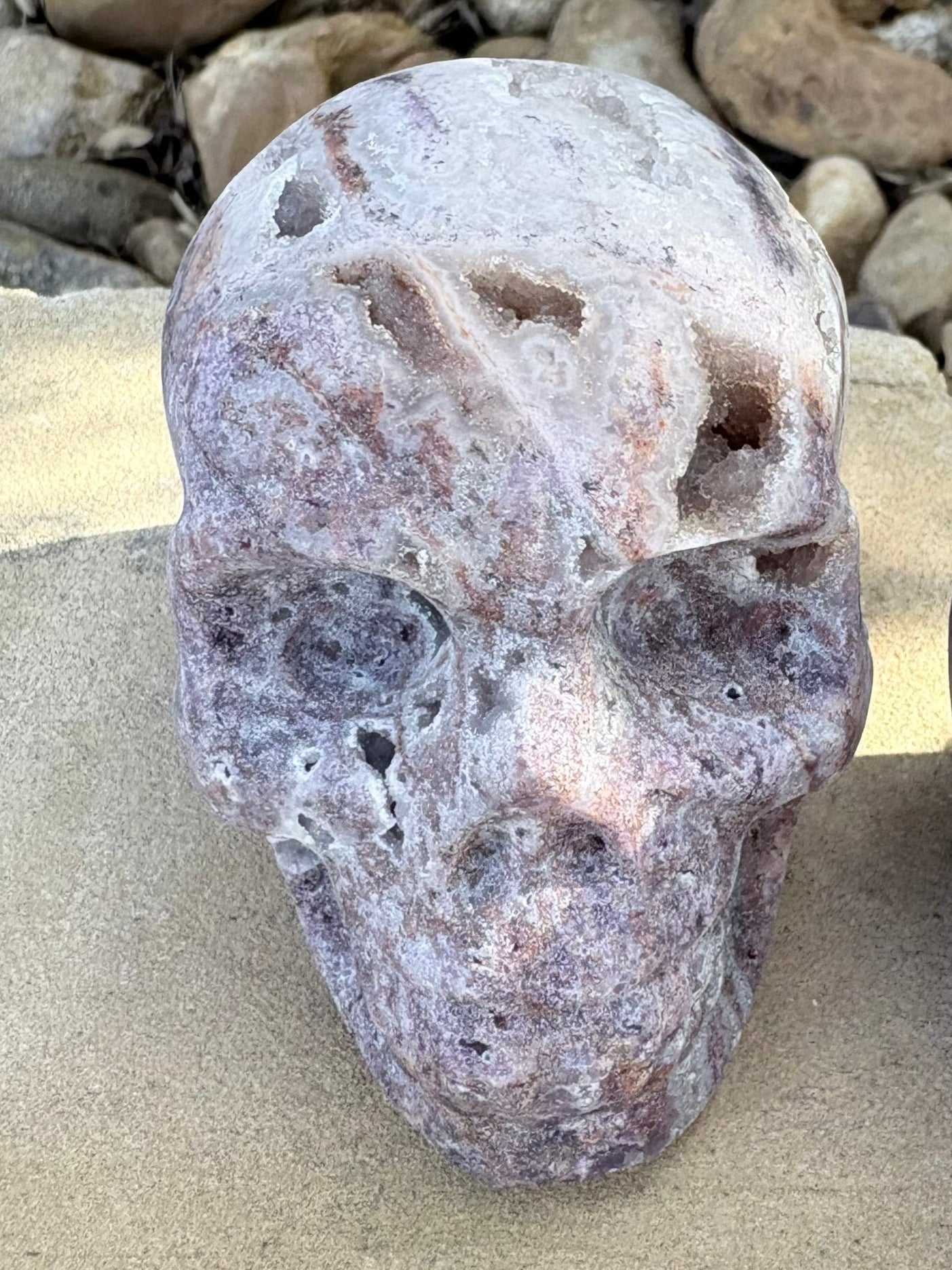 Chalcedony Agate Druzy Skull – Stillness • Insight • Ancient Calm