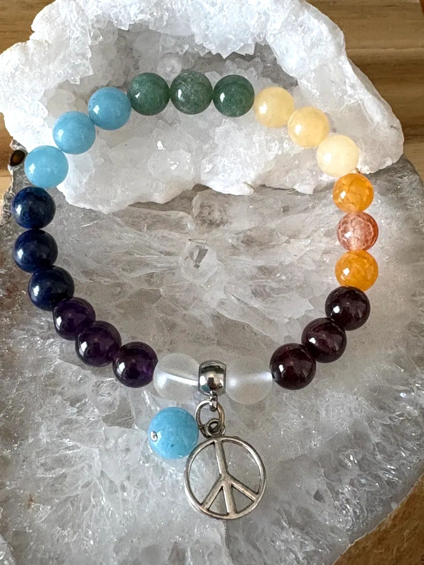 7-Chakra Natural Stone Bracelet with Blue Aventurine Peace Charm & Iridescent Glass Accents – 8mm
