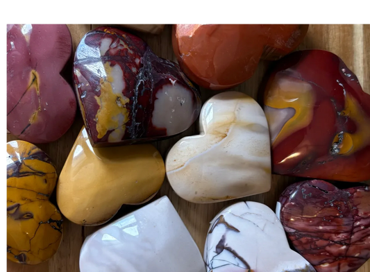 Mookaite Jasper Crystal Heart – Grounding • Vitality • Emotional Balance